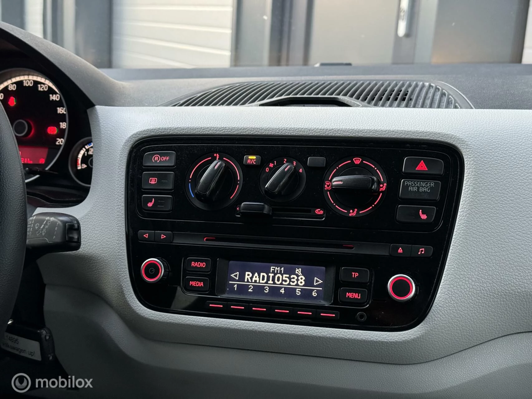 Hoofdafbeelding Volkswagen up!