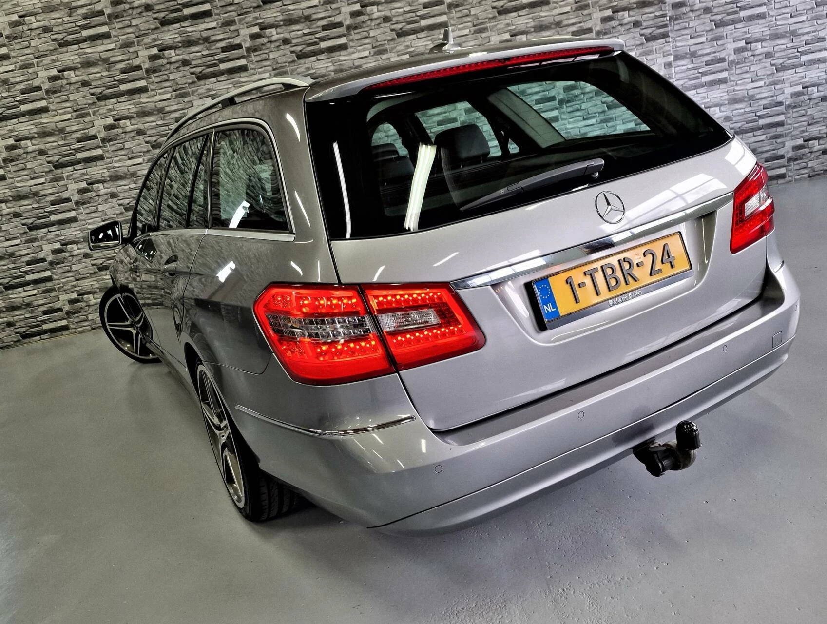 Hoofdafbeelding Mercedes-Benz E-Klasse