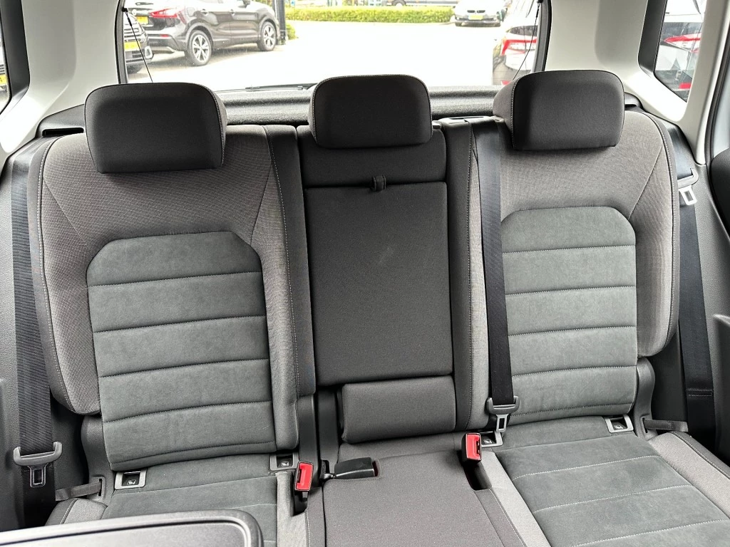 Hoofdafbeelding Volkswagen Golf Sportsvan