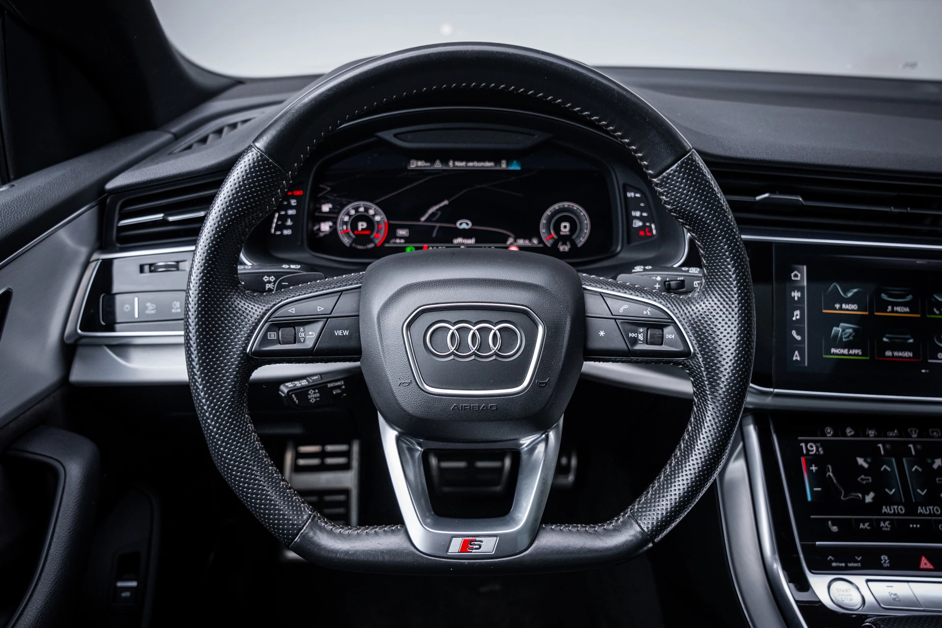 Hoofdafbeelding Audi Q8