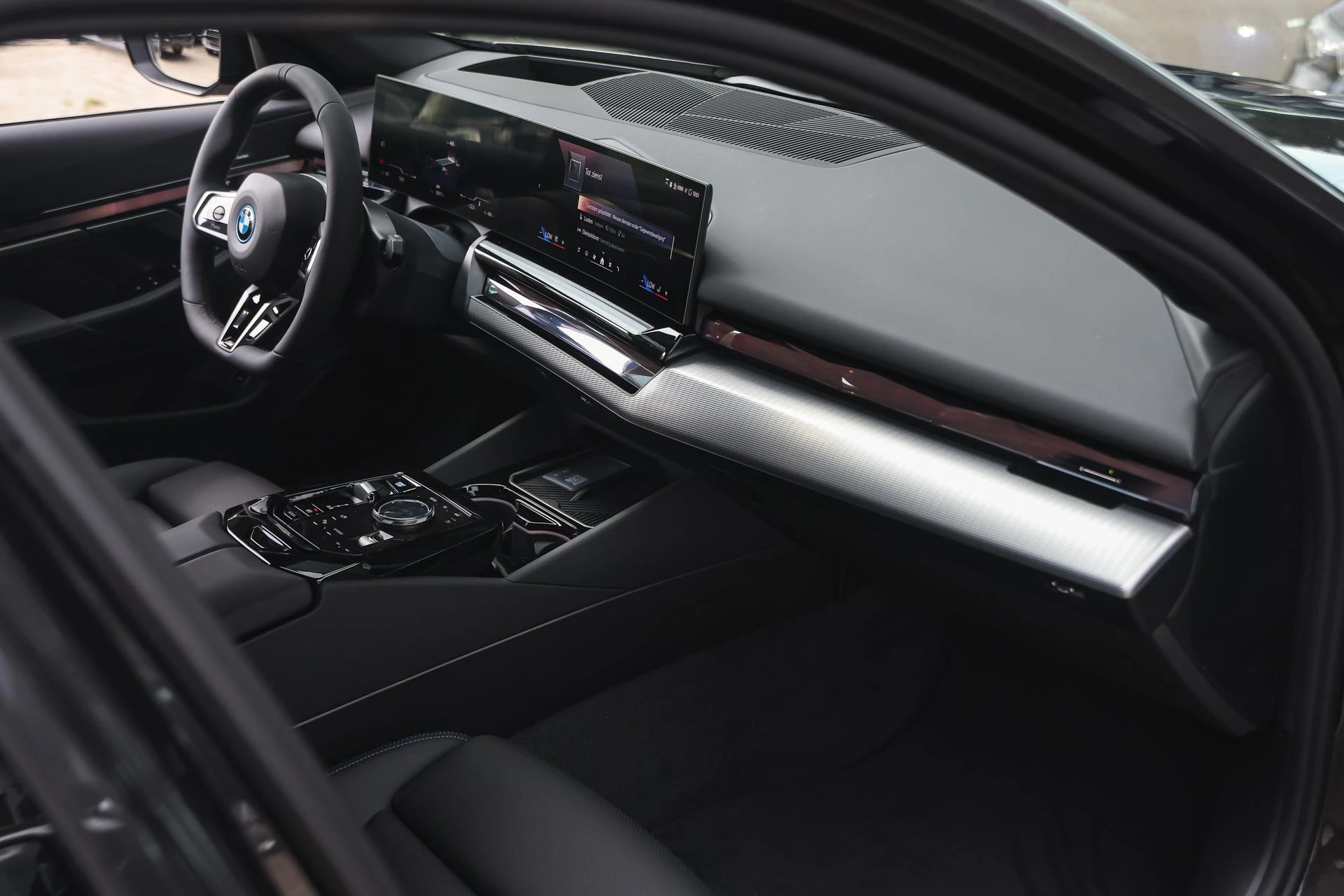 Hoofdafbeelding BMW i5