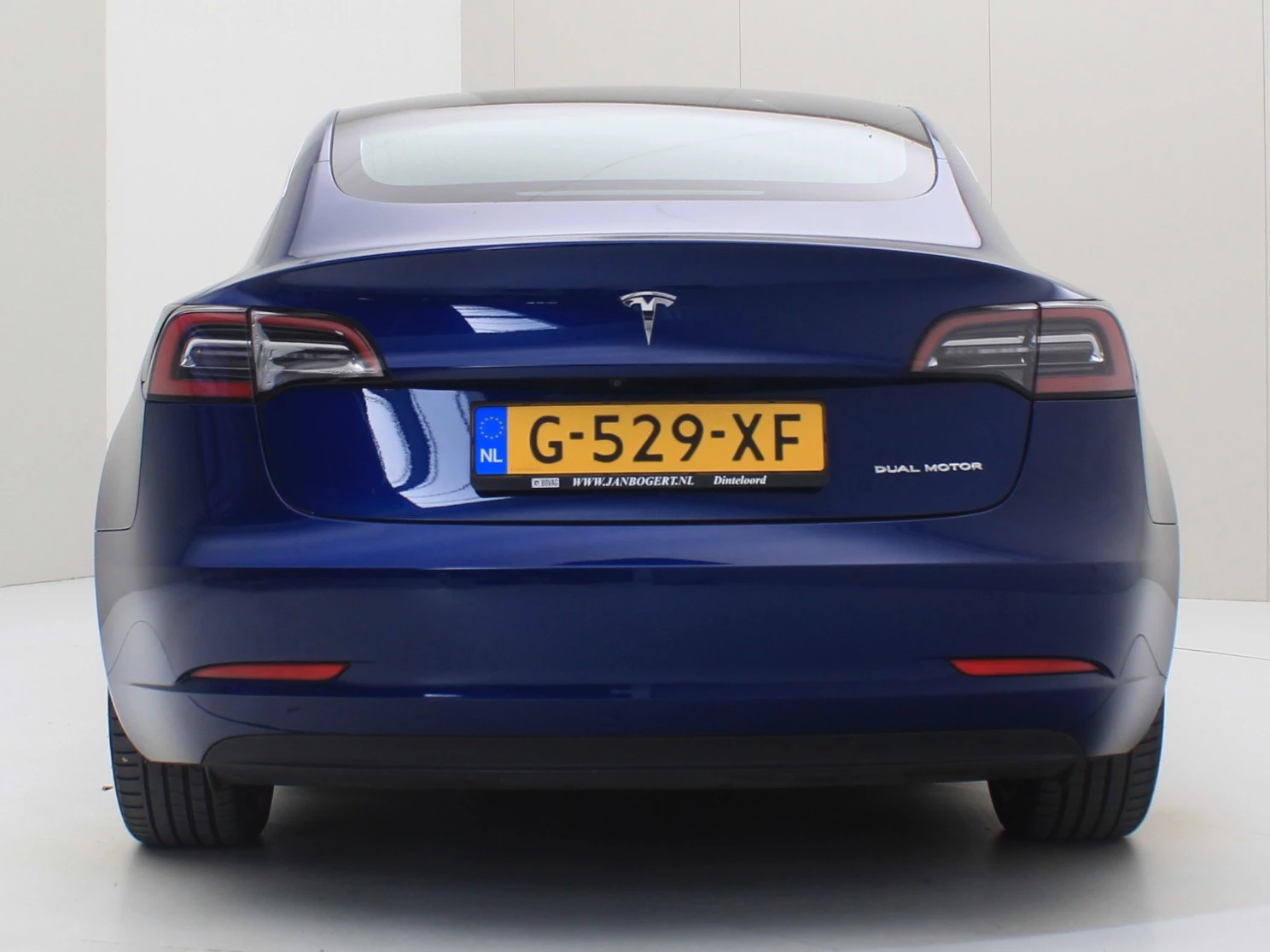 Hoofdafbeelding Tesla Model 3
