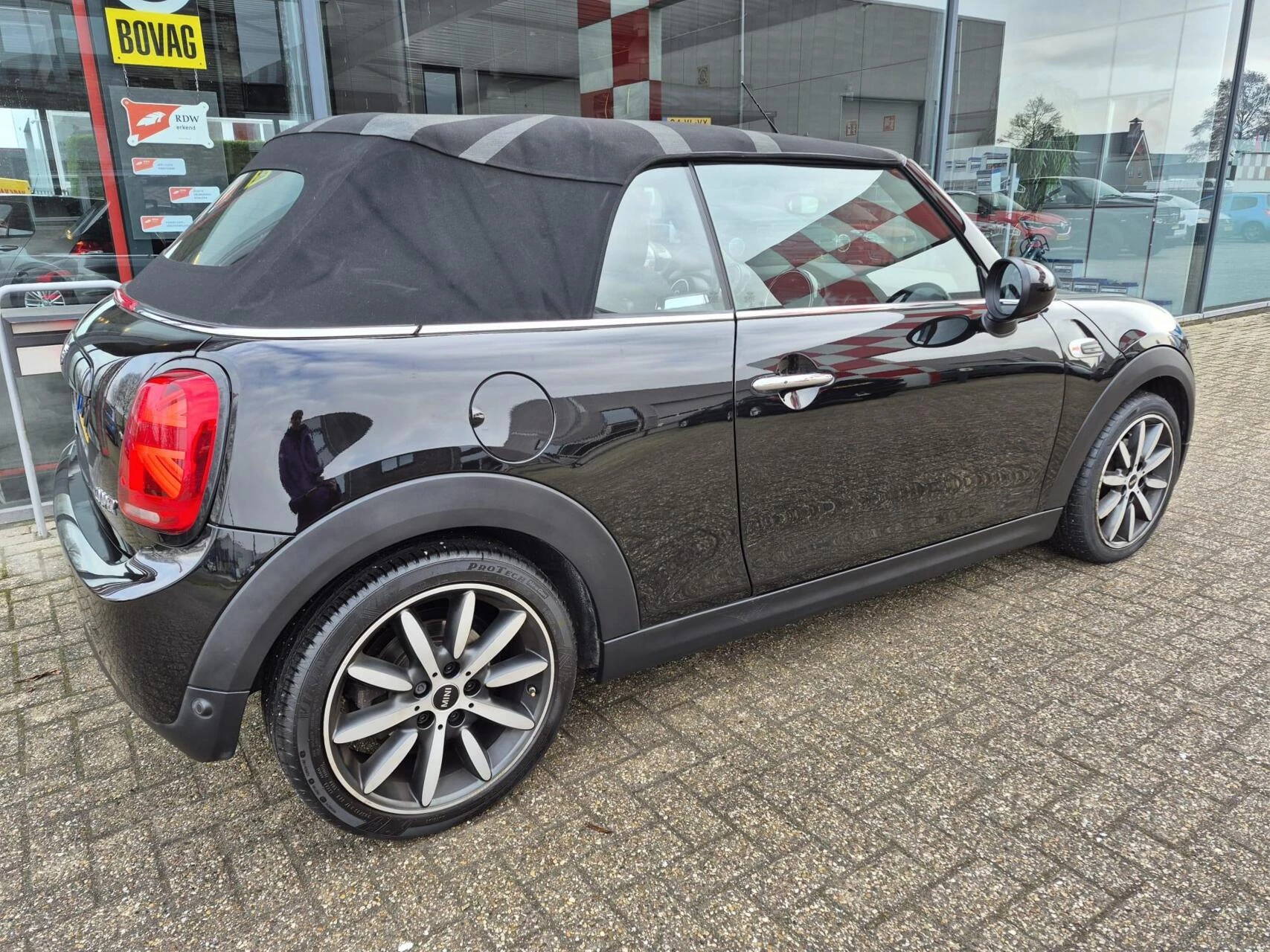 Hoofdafbeelding MINI Cooper Cabrio