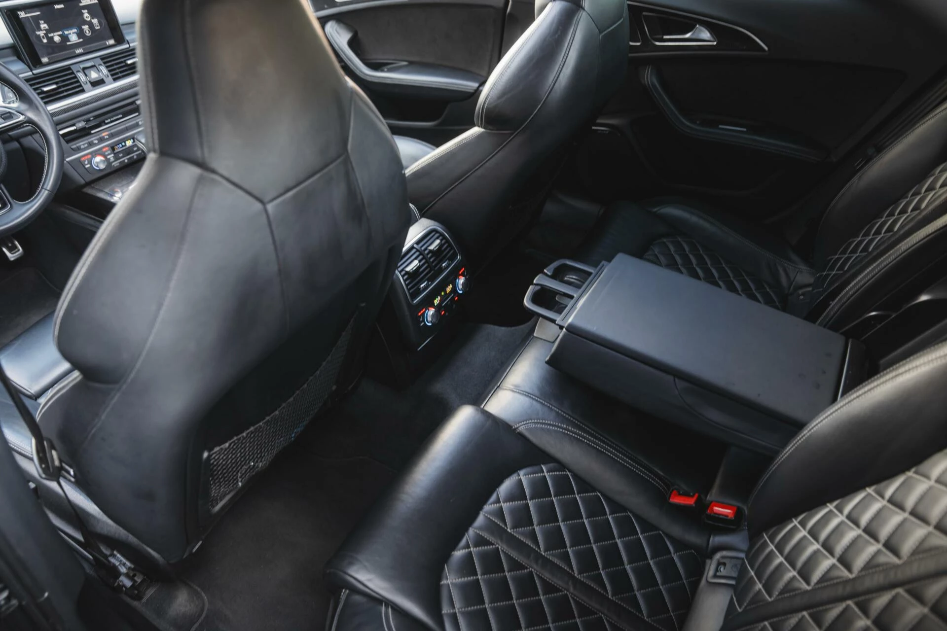Hoofdafbeelding Audi S6