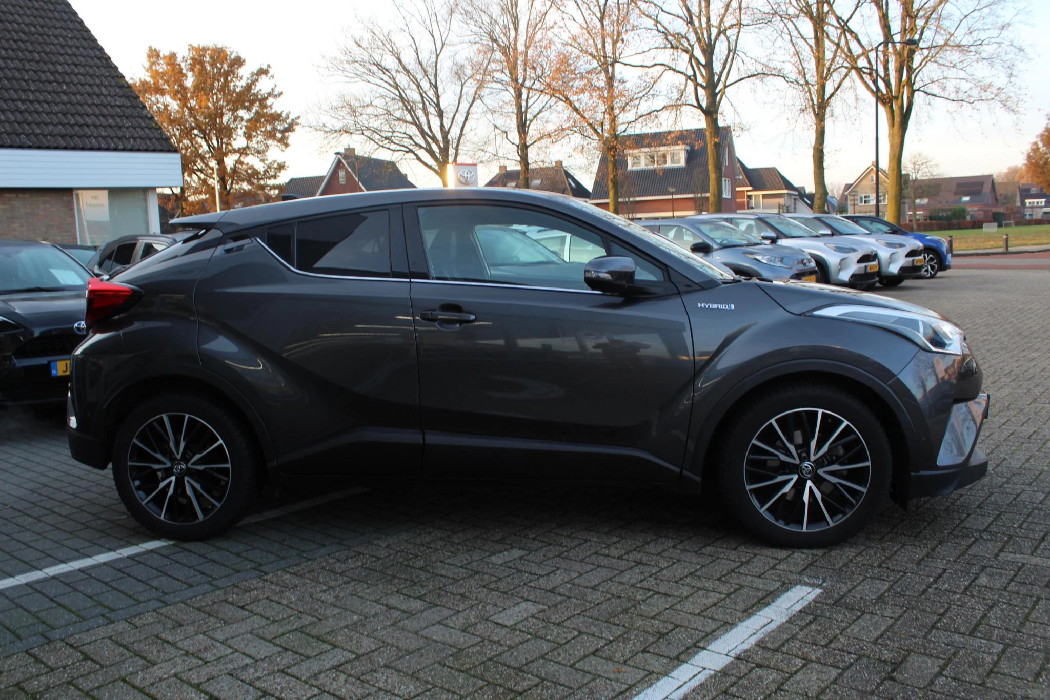 Hoofdafbeelding Toyota C-HR