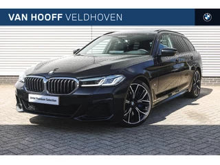 BMW 5 Serie Touring 540i xDrive High Executive M Sport Automaat / Panoramadak / Trekhaak / Stoelventilatie / Laserlight / Comfort Access / Active Steering / Head-Up / Live Cockpit Professional