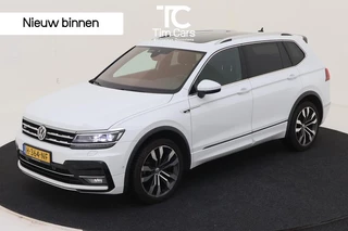 Volkswagen Tiguan Allspace 1.5 TSI R-line Automaat | Panoramadak | Stoel en stuurwielverwarming | 20 inch lichtmetalen velgen | Cruise control adaptief | Trekhaak uitklapbaar | Achteruitrijcamera