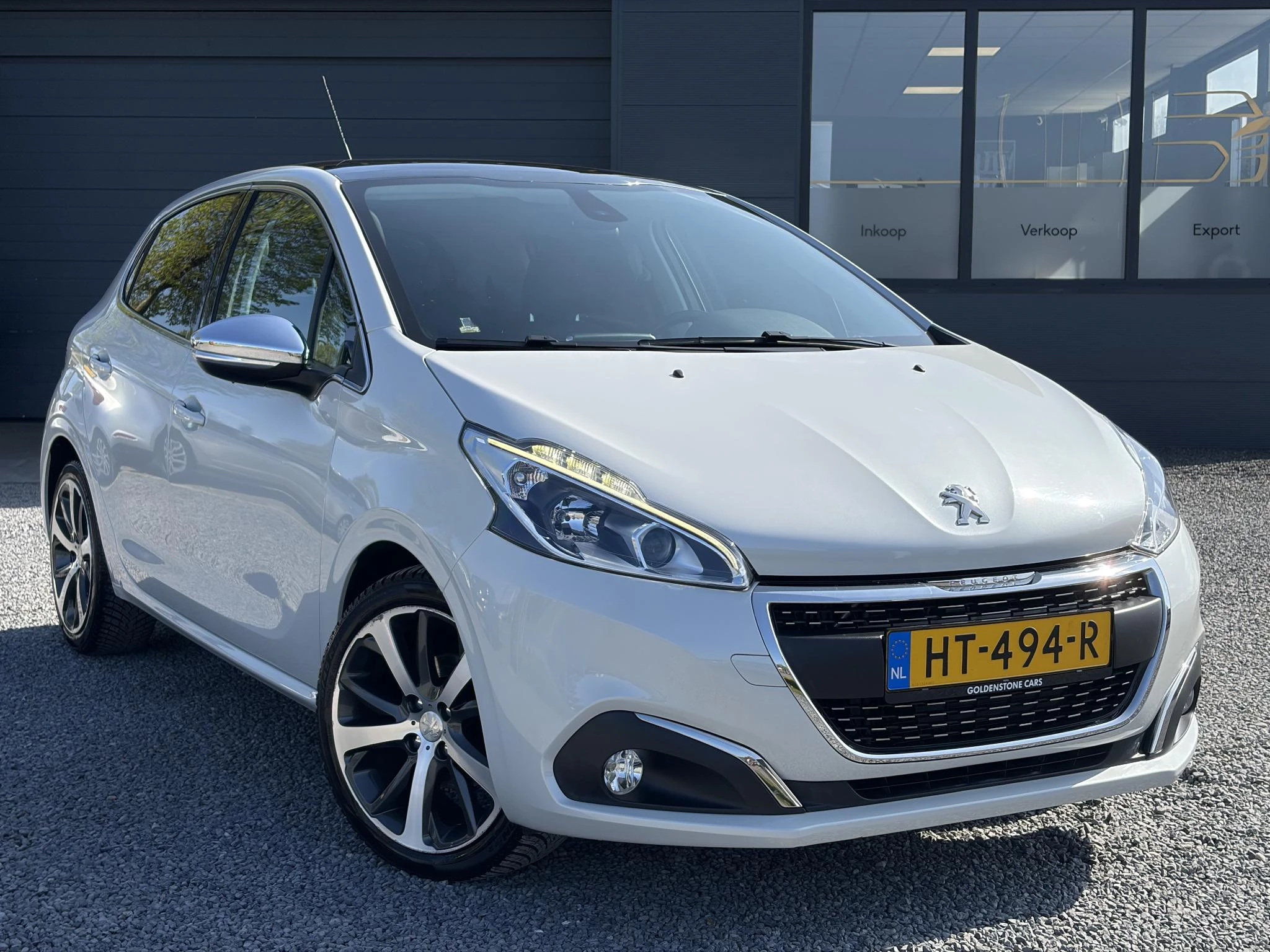 Hoofdafbeelding Peugeot 208
