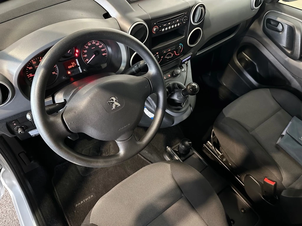 Hoofdafbeelding Peugeot Partner