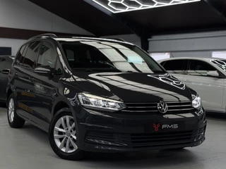 Volkswagen Touran 1.4 TSI Highline 7p CarPlay
