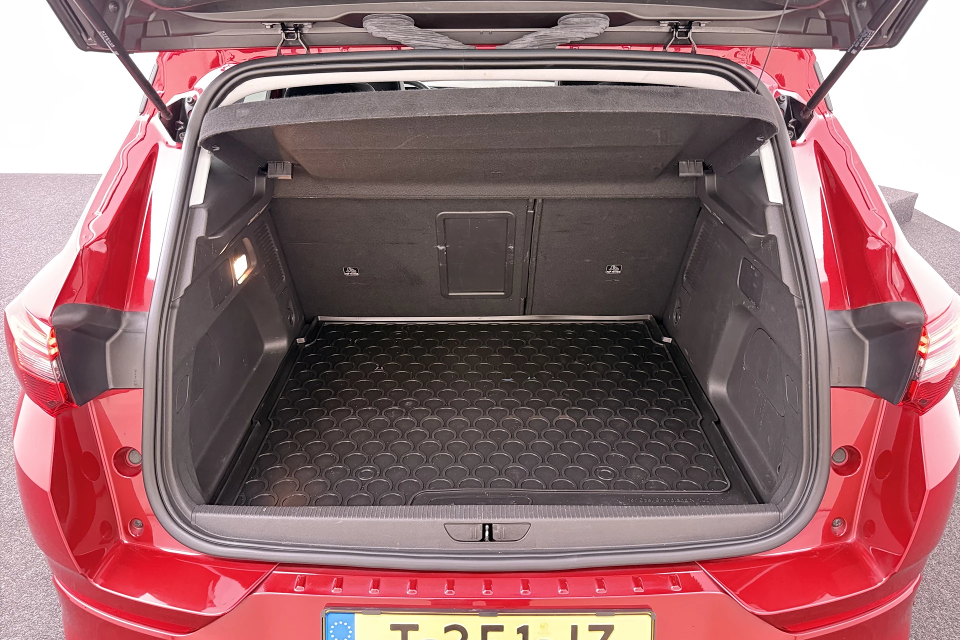 Hoofdafbeelding Opel Grandland