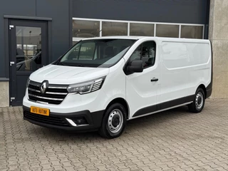 Renault Trafic 2.0D 150 pk L2 H1 - camera - laadvloer - sensoren - nieuw!!
