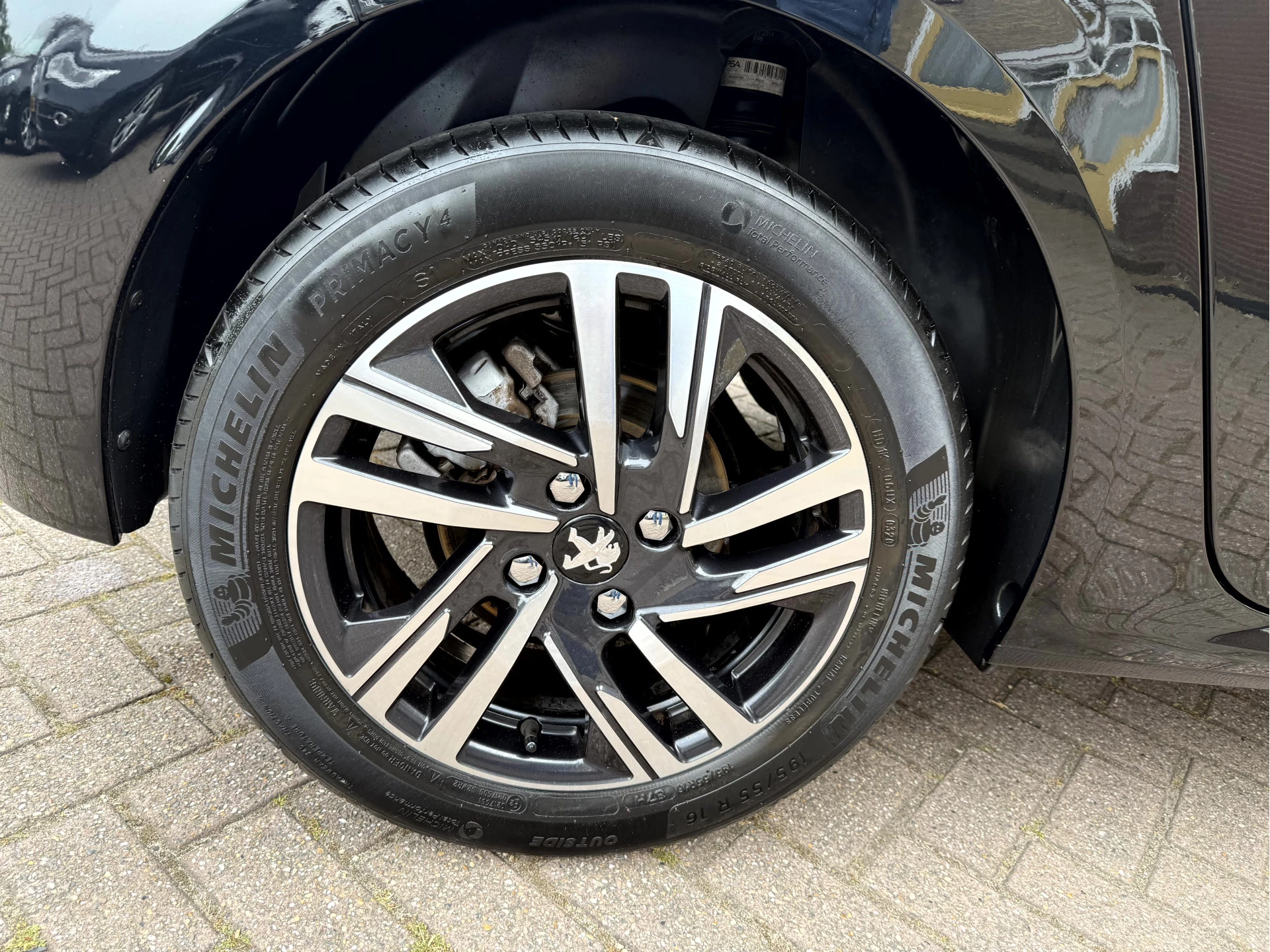 Hoofdafbeelding Peugeot 208