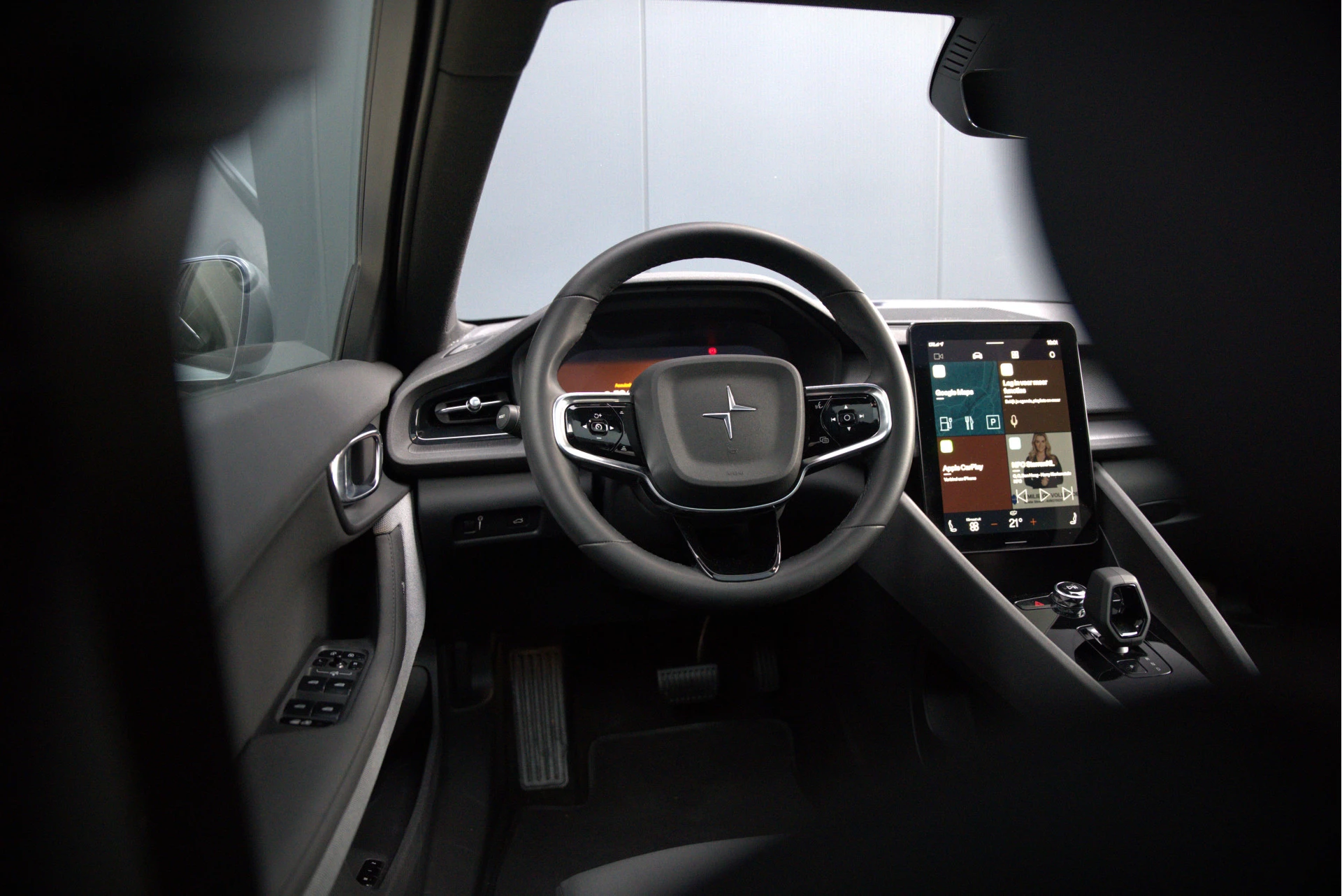 Hoofdafbeelding Polestar 2