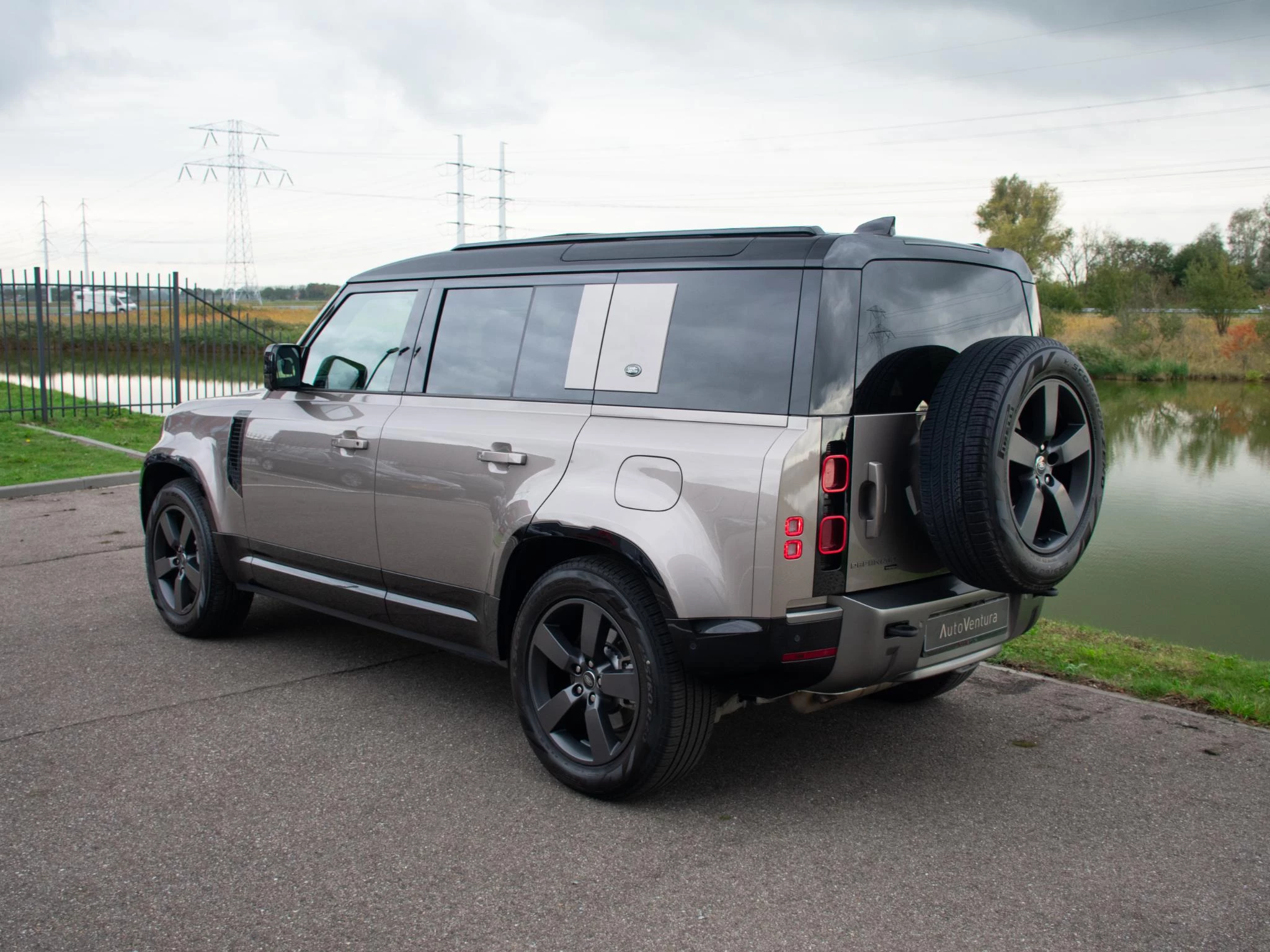 Hoofdafbeelding Land Rover Defender