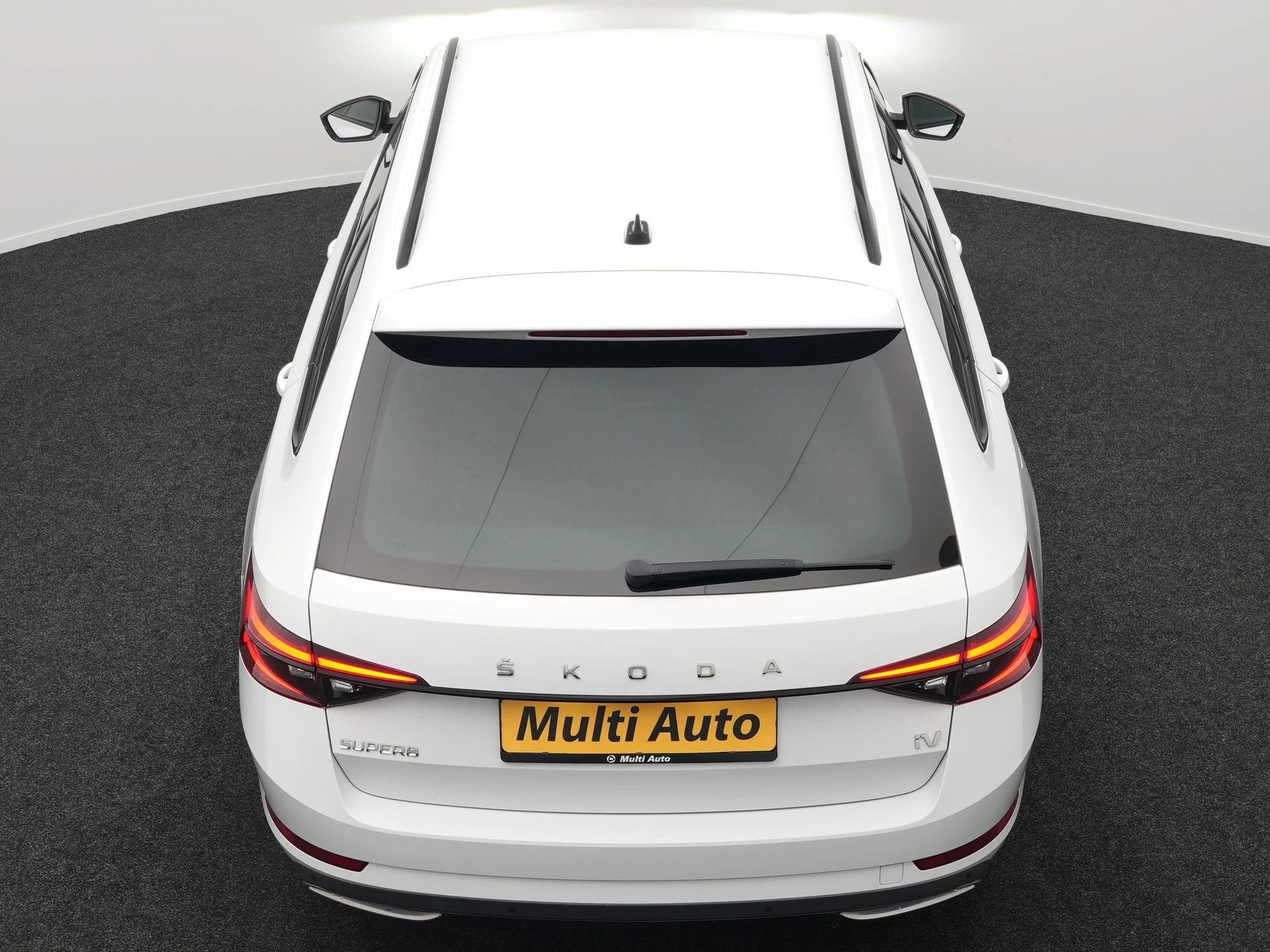 Hoofdafbeelding Škoda Superb