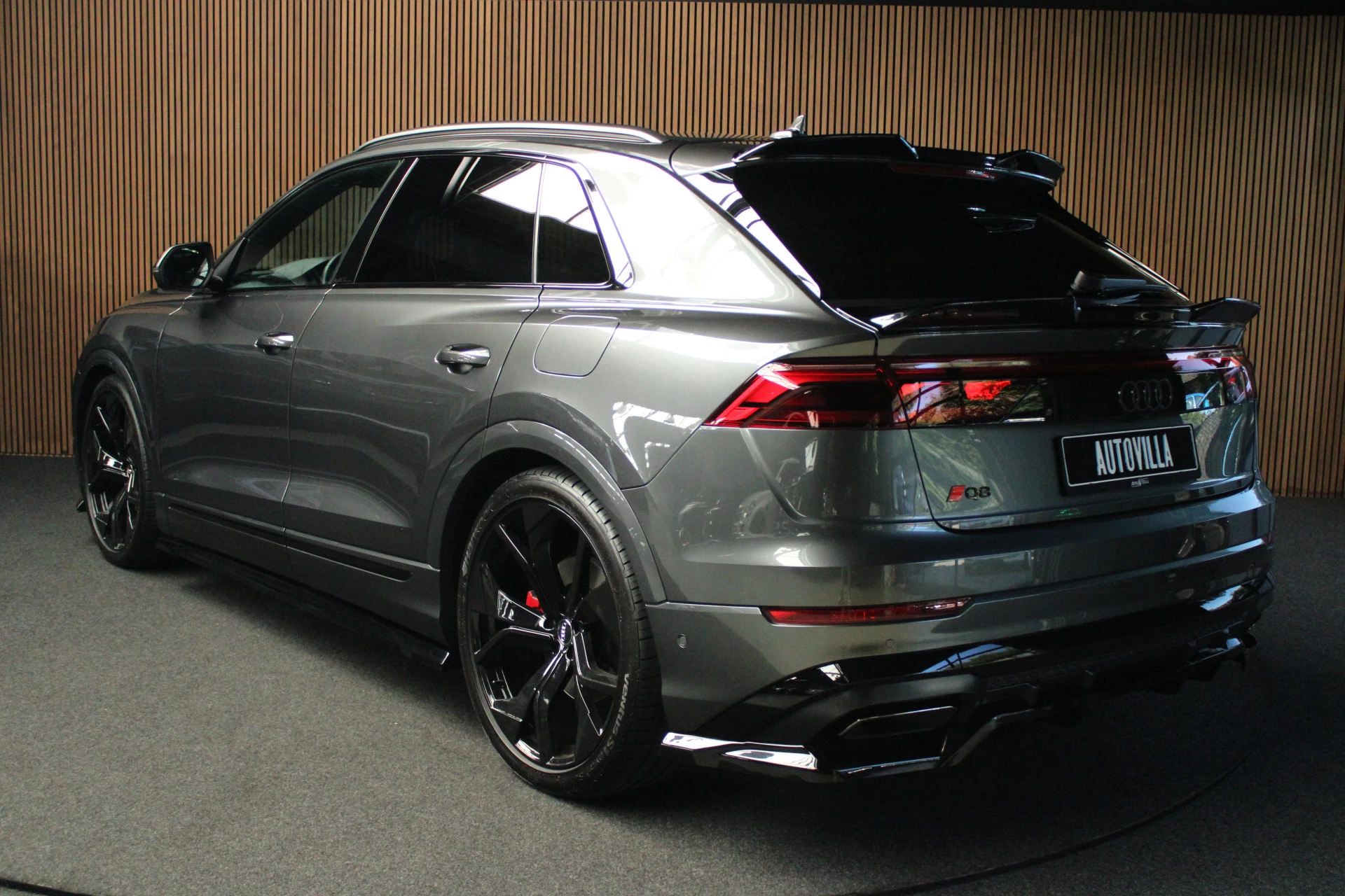 Hoofdafbeelding Audi Q8