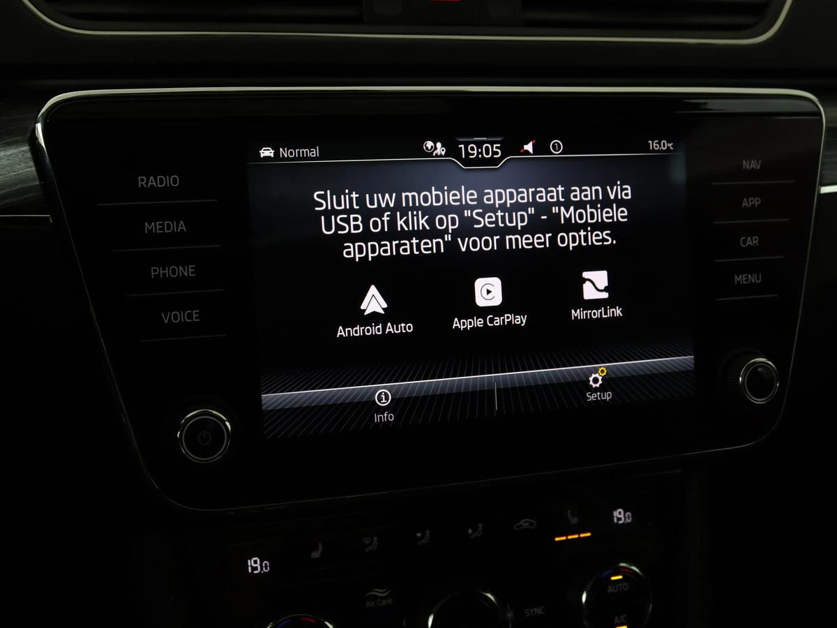 Hoofdafbeelding Škoda Superb