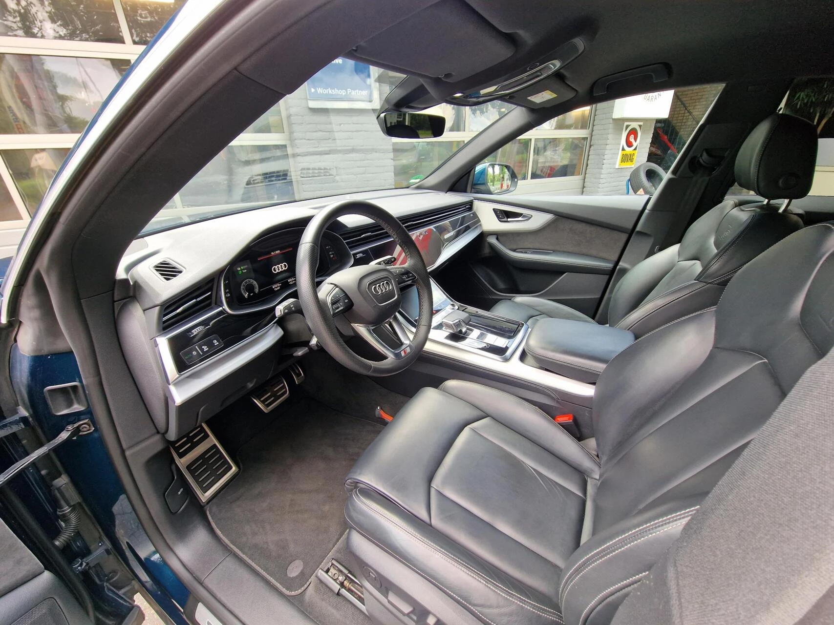 Hoofdafbeelding Audi Q8