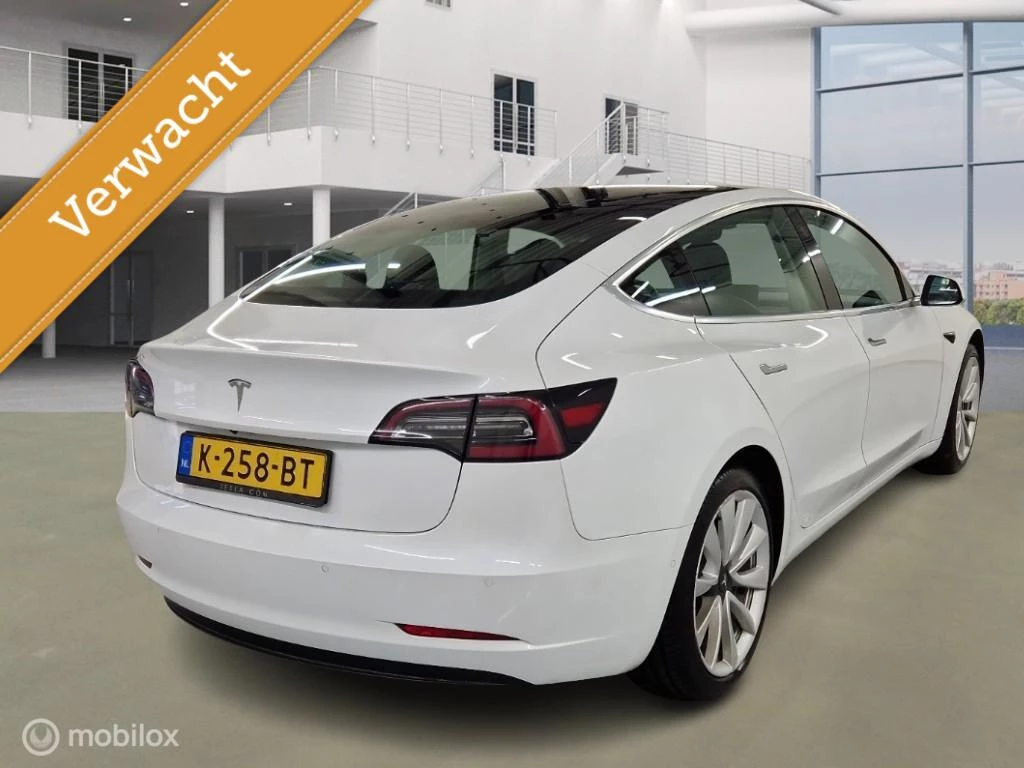 Hoofdafbeelding Tesla Model 3