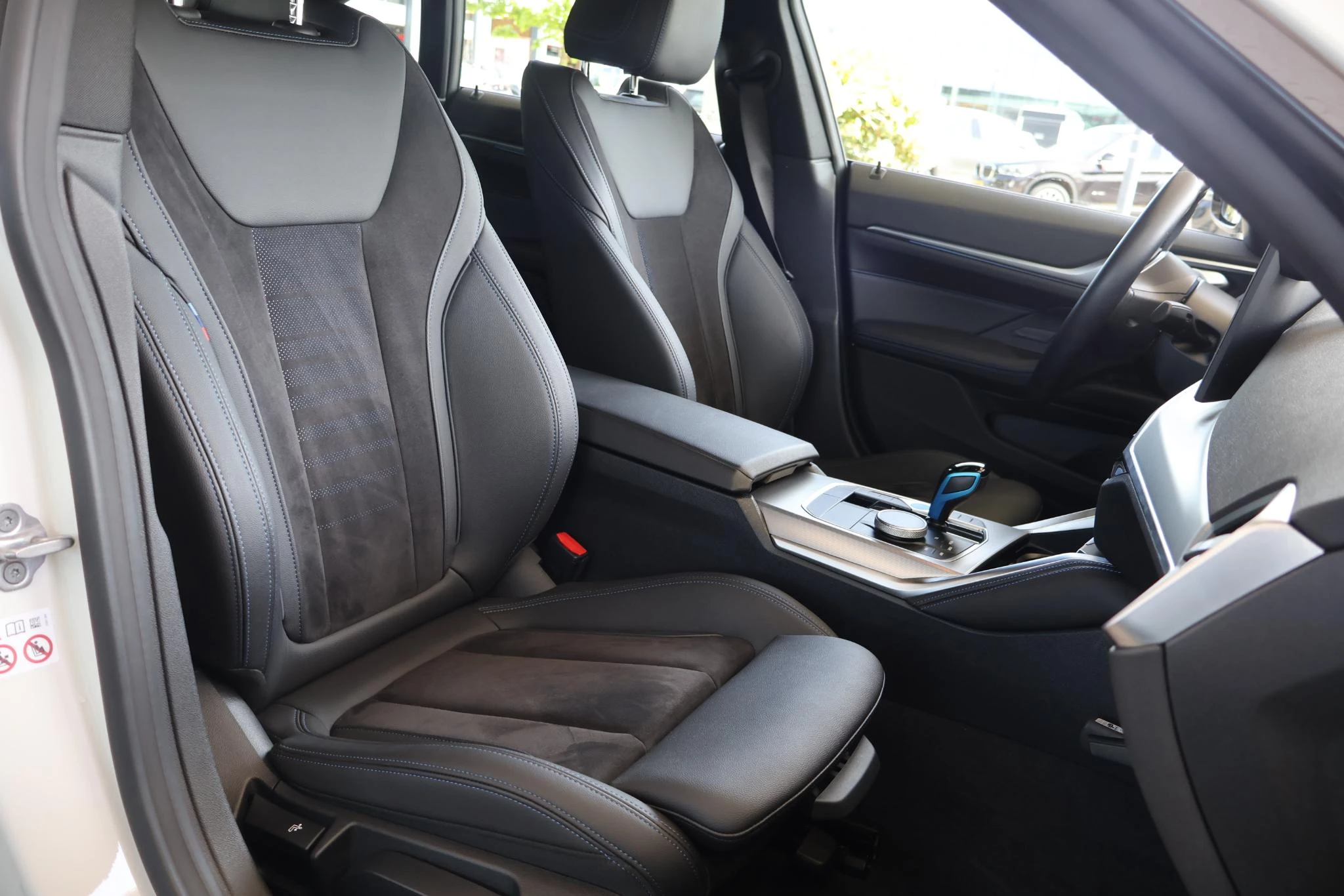 Hoofdafbeelding BMW i4