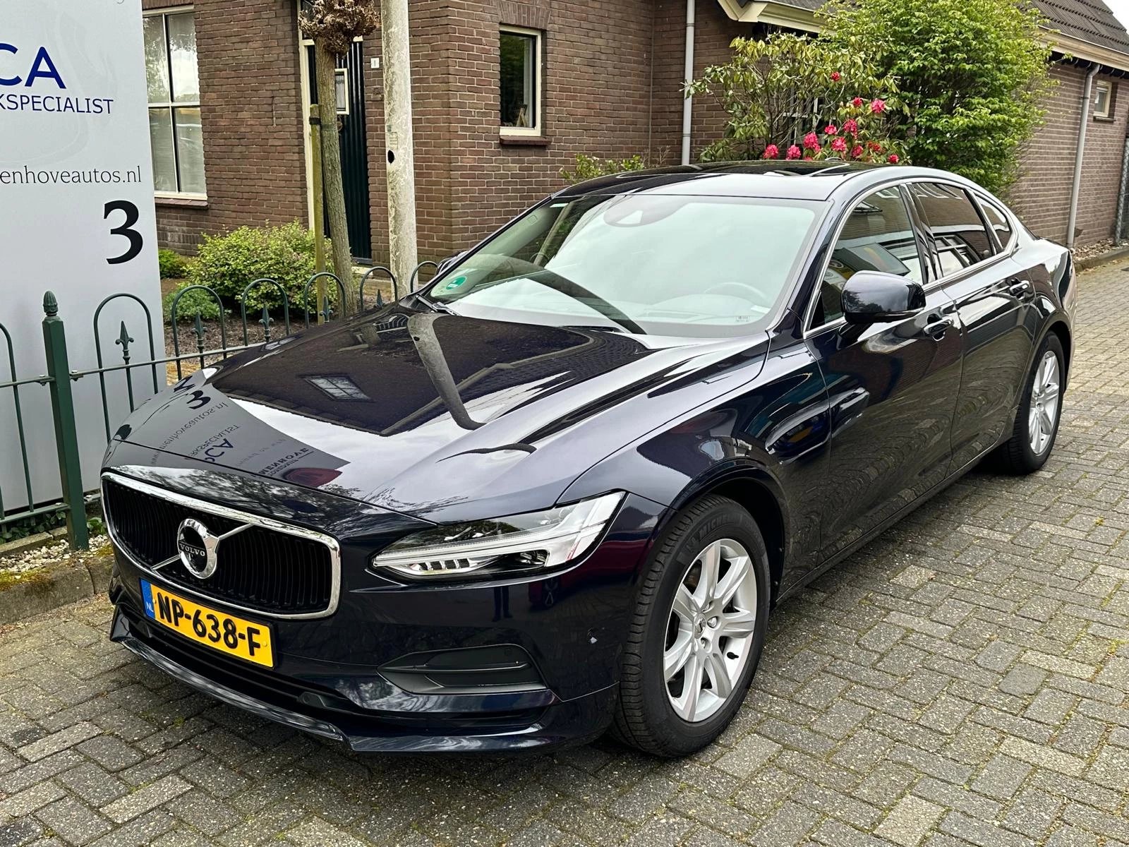 Hoofdafbeelding Volvo S90