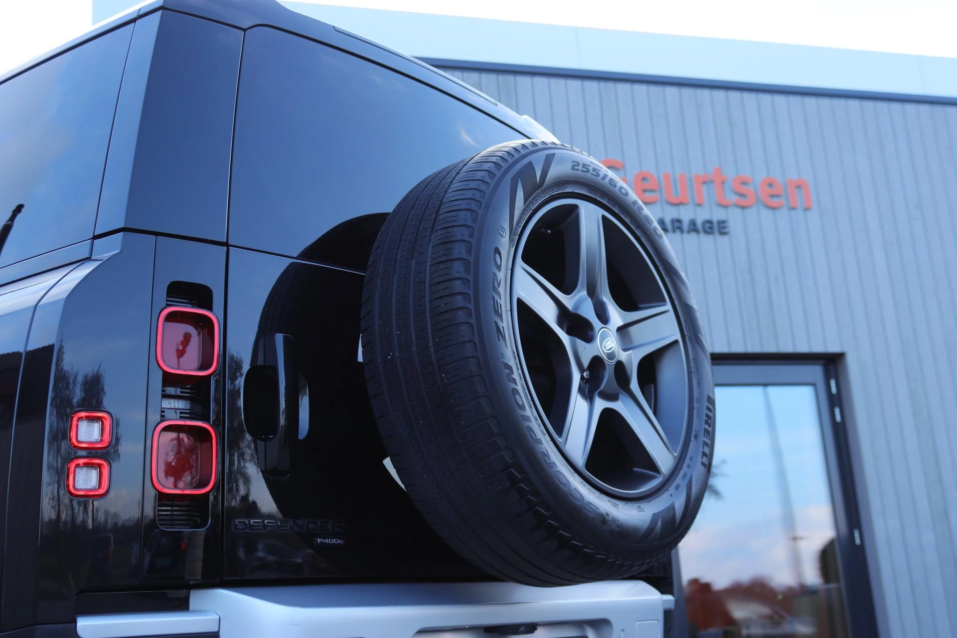 Hoofdafbeelding Land Rover Defender