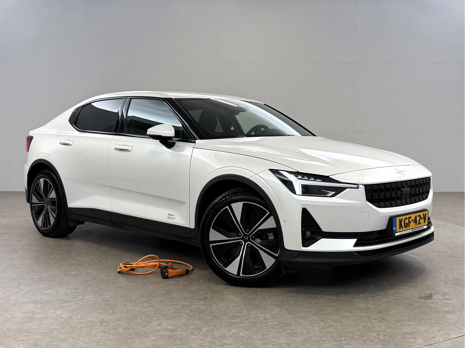 Hoofdafbeelding Polestar 2