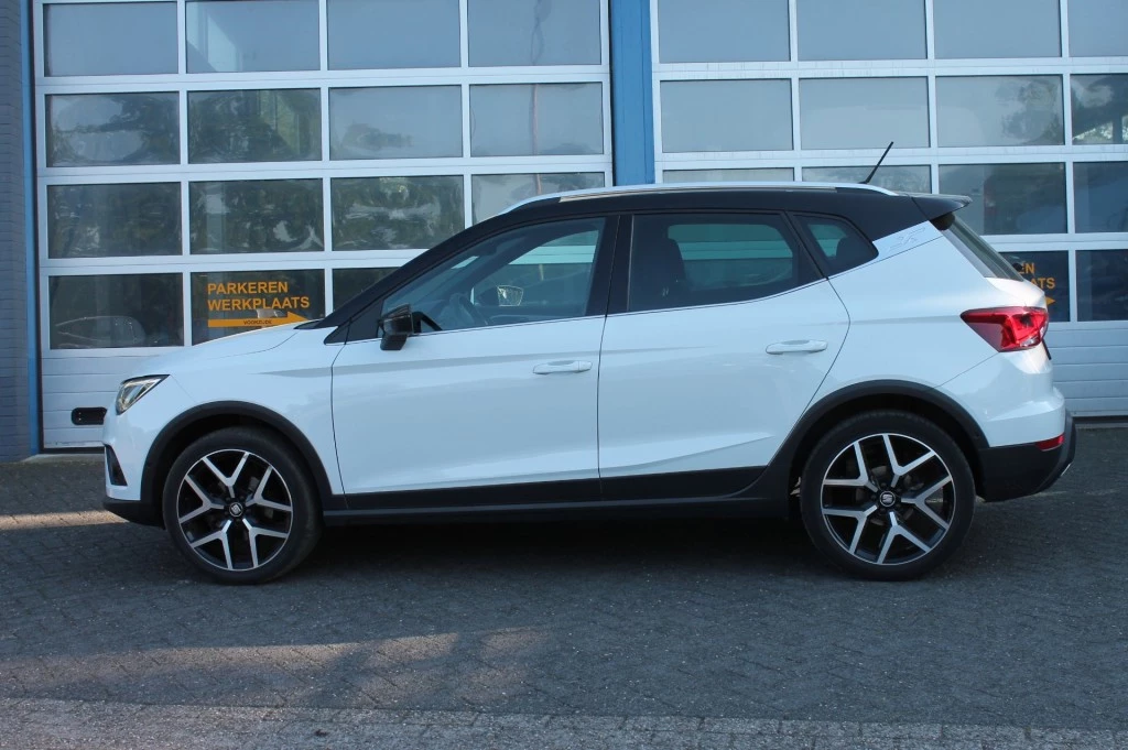 Hoofdafbeelding SEAT Arona