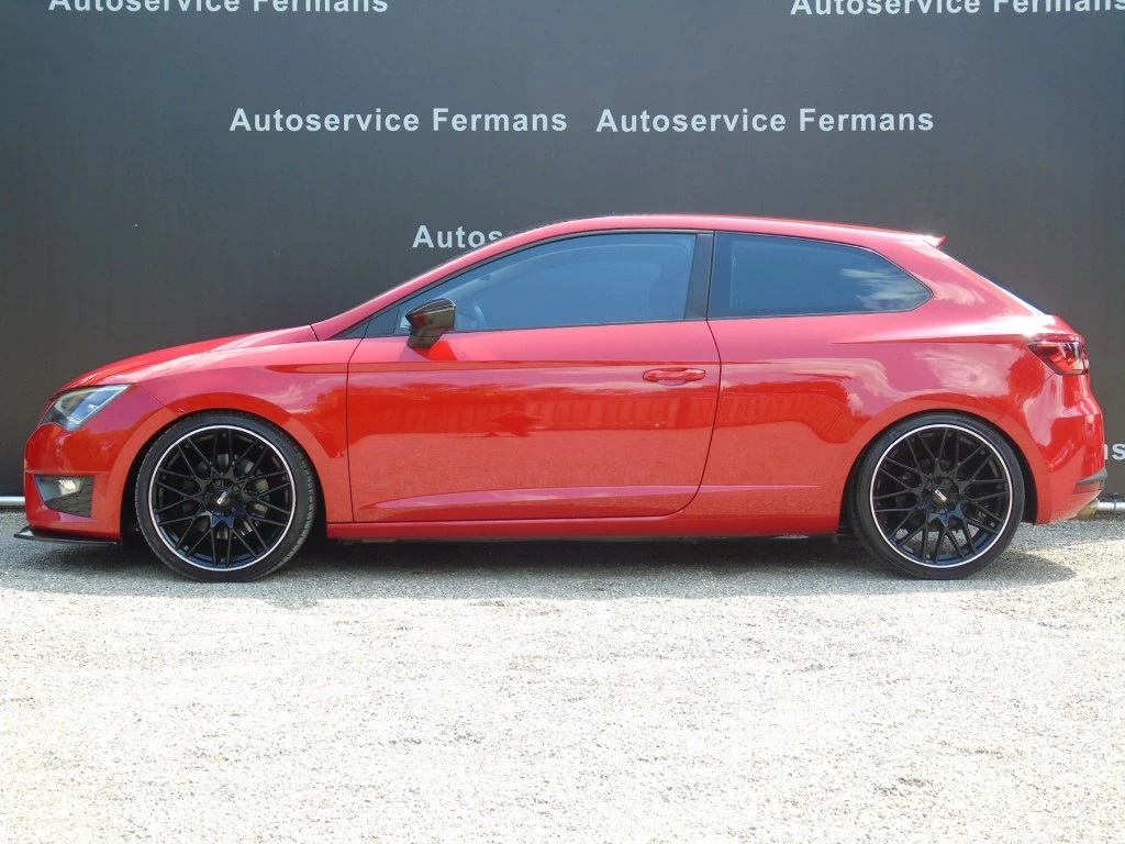 Hoofdafbeelding SEAT Leon