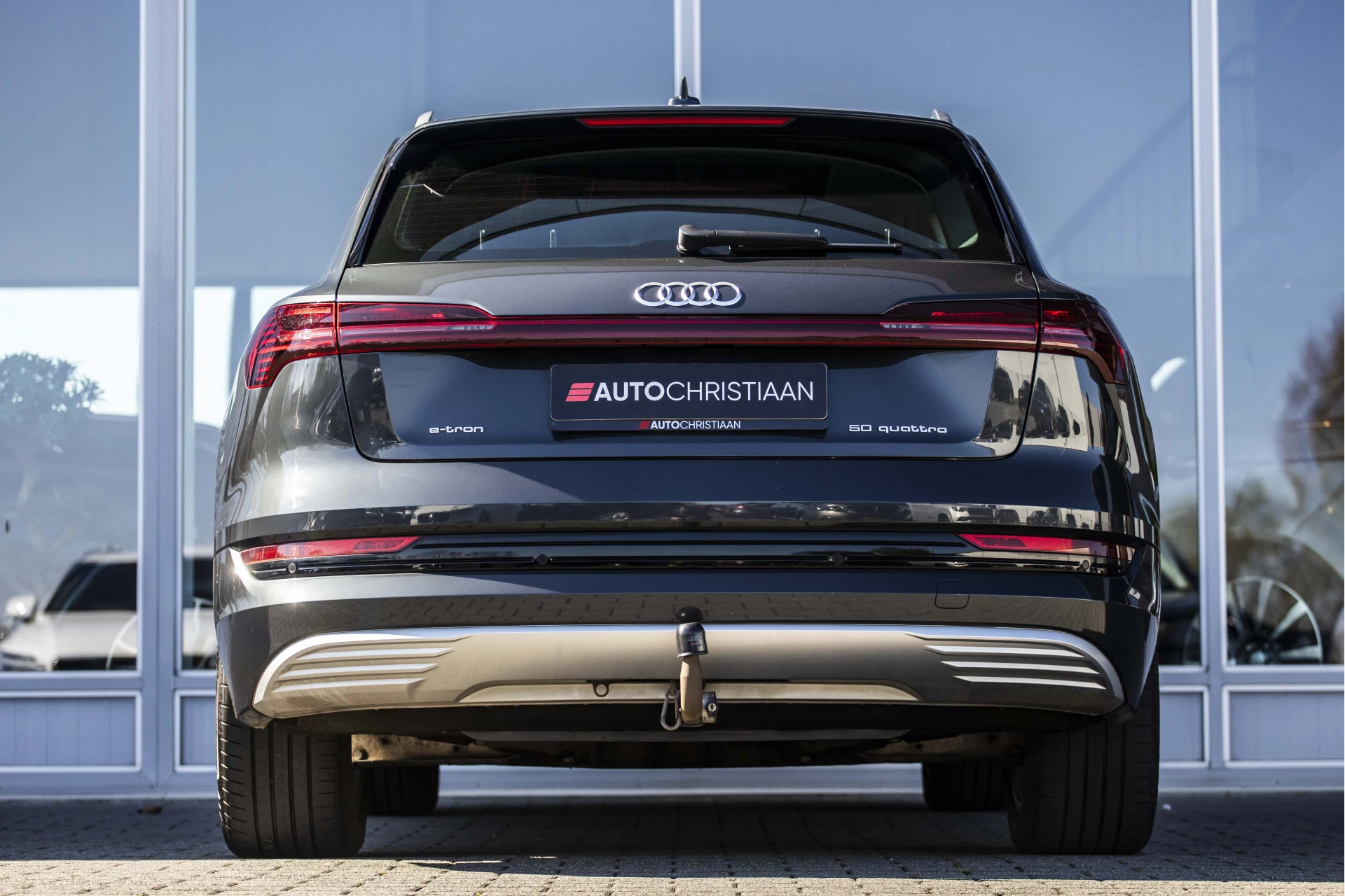Hoofdafbeelding Audi e-tron