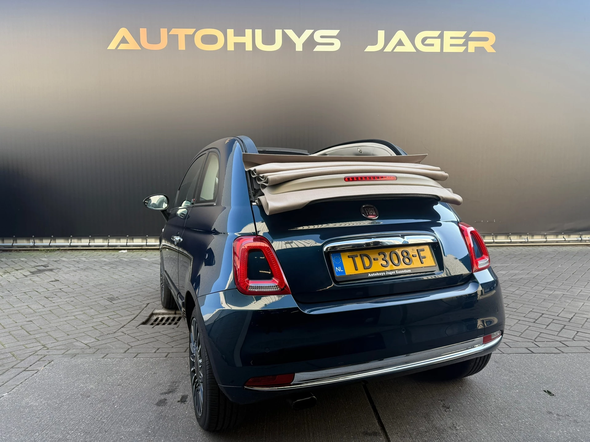 Hoofdafbeelding Fiat 500C