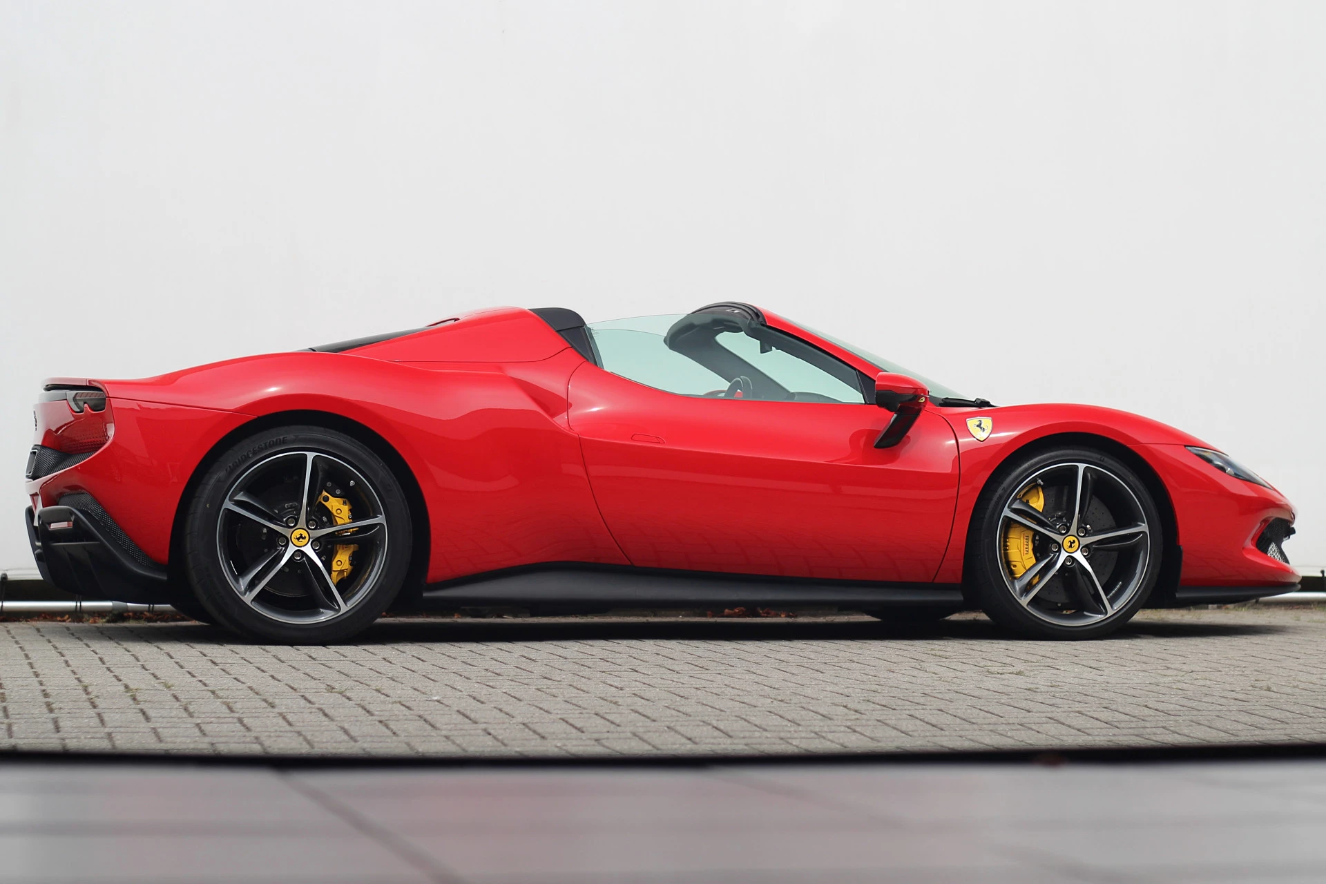 Hoofdafbeelding Ferrari 296