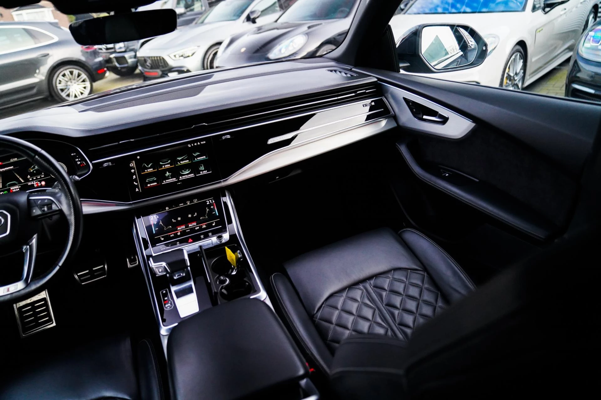 Hoofdafbeelding Audi Q8