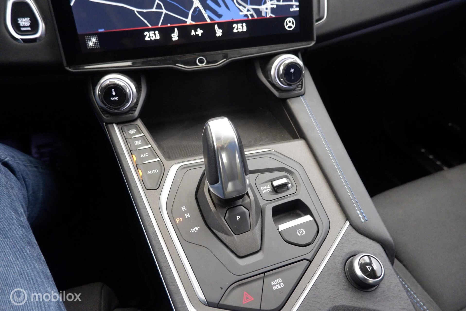 Hoofdafbeelding Lynk & Co 01