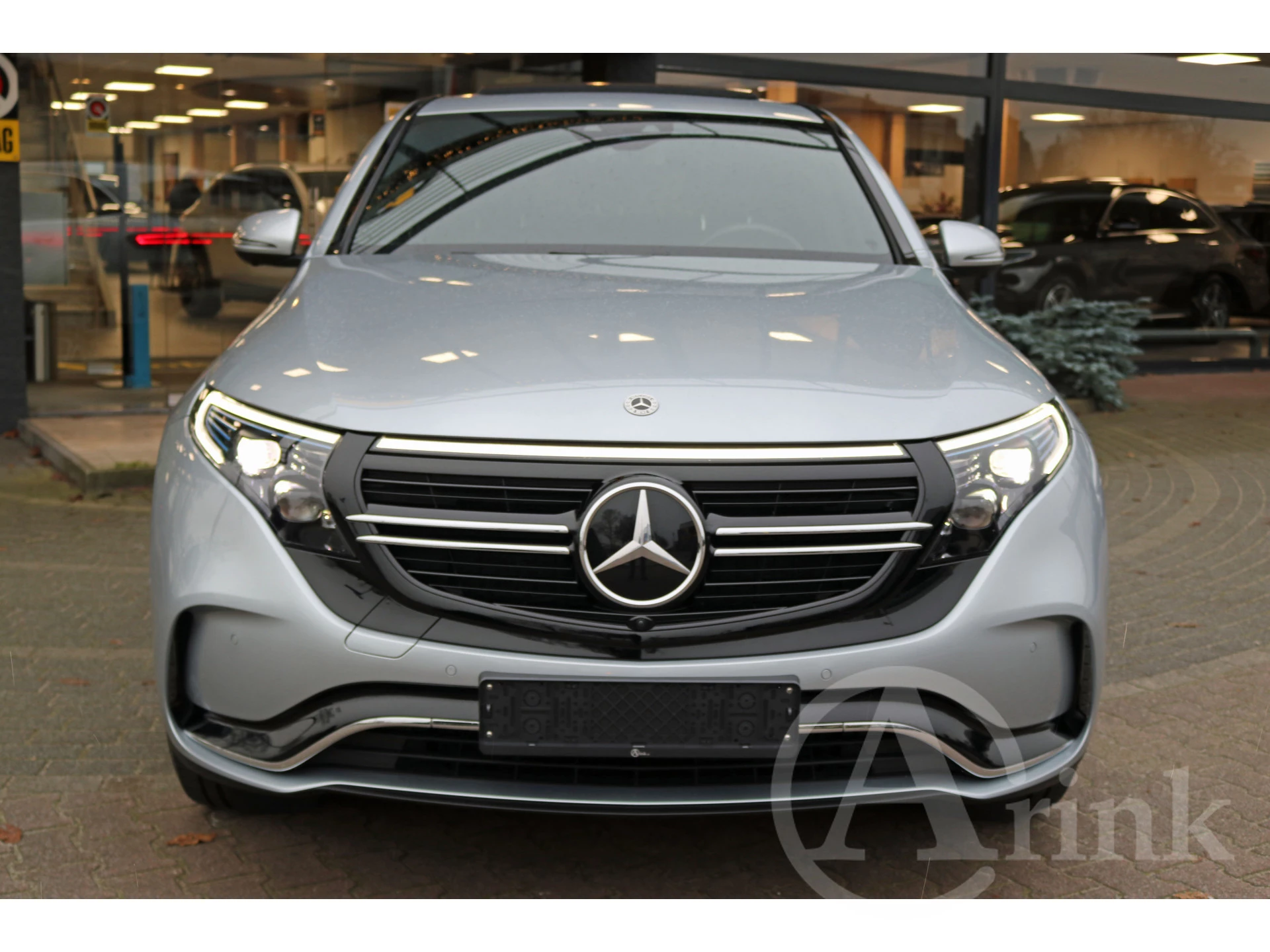 Hoofdafbeelding Mercedes-Benz EQC