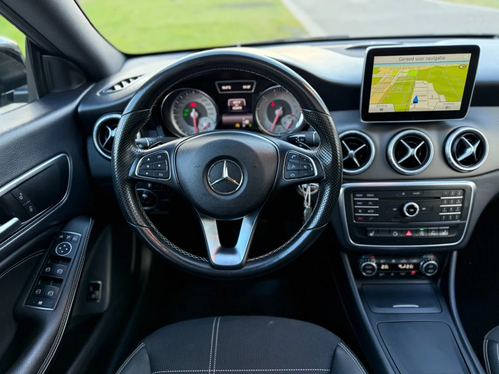 Hoofdafbeelding Mercedes-Benz 200