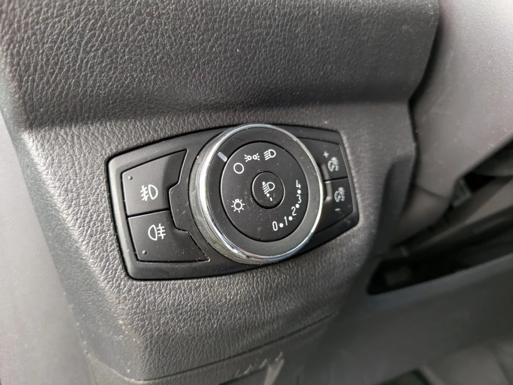 Hoofdafbeelding Ford Transit Courier