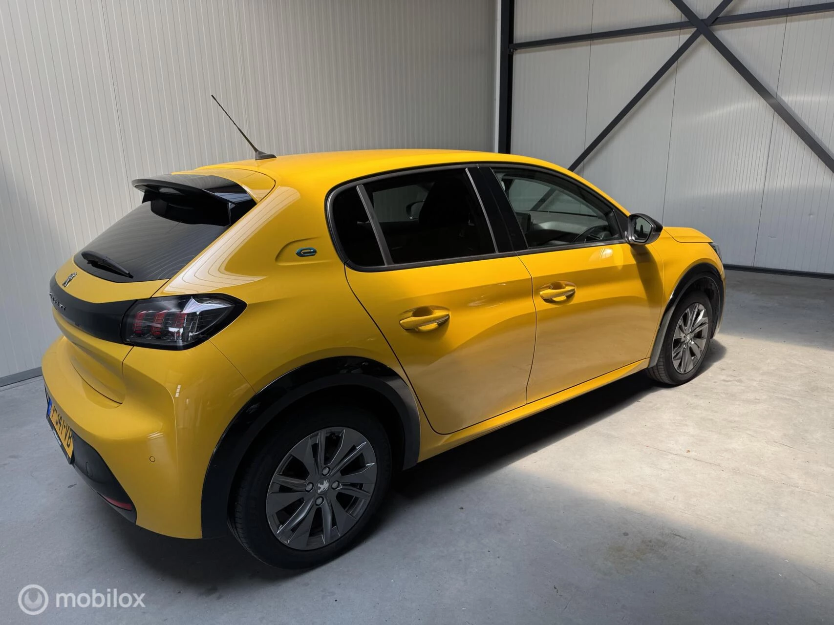 Hoofdafbeelding Peugeot e-208
