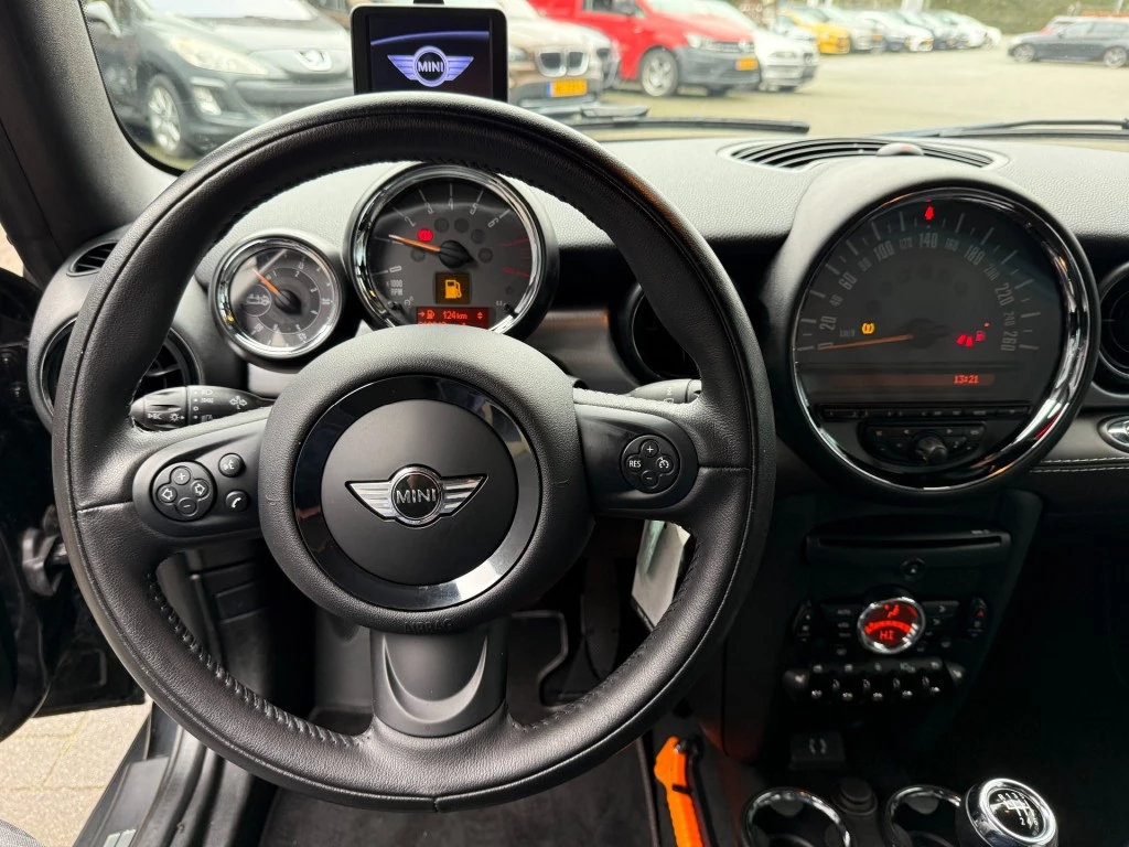 Hoofdafbeelding MINI Cabrio