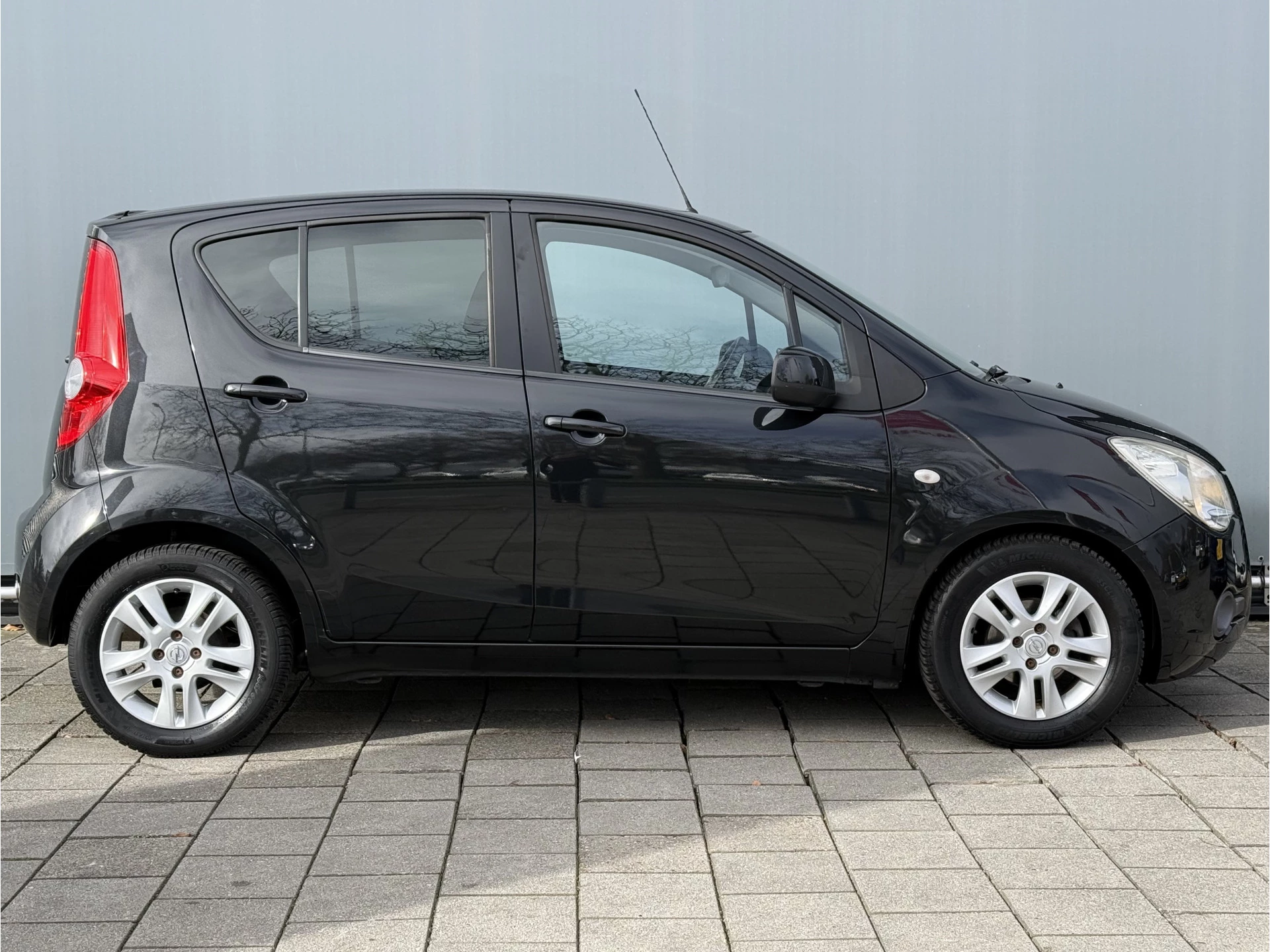 Hoofdafbeelding Opel Agila
