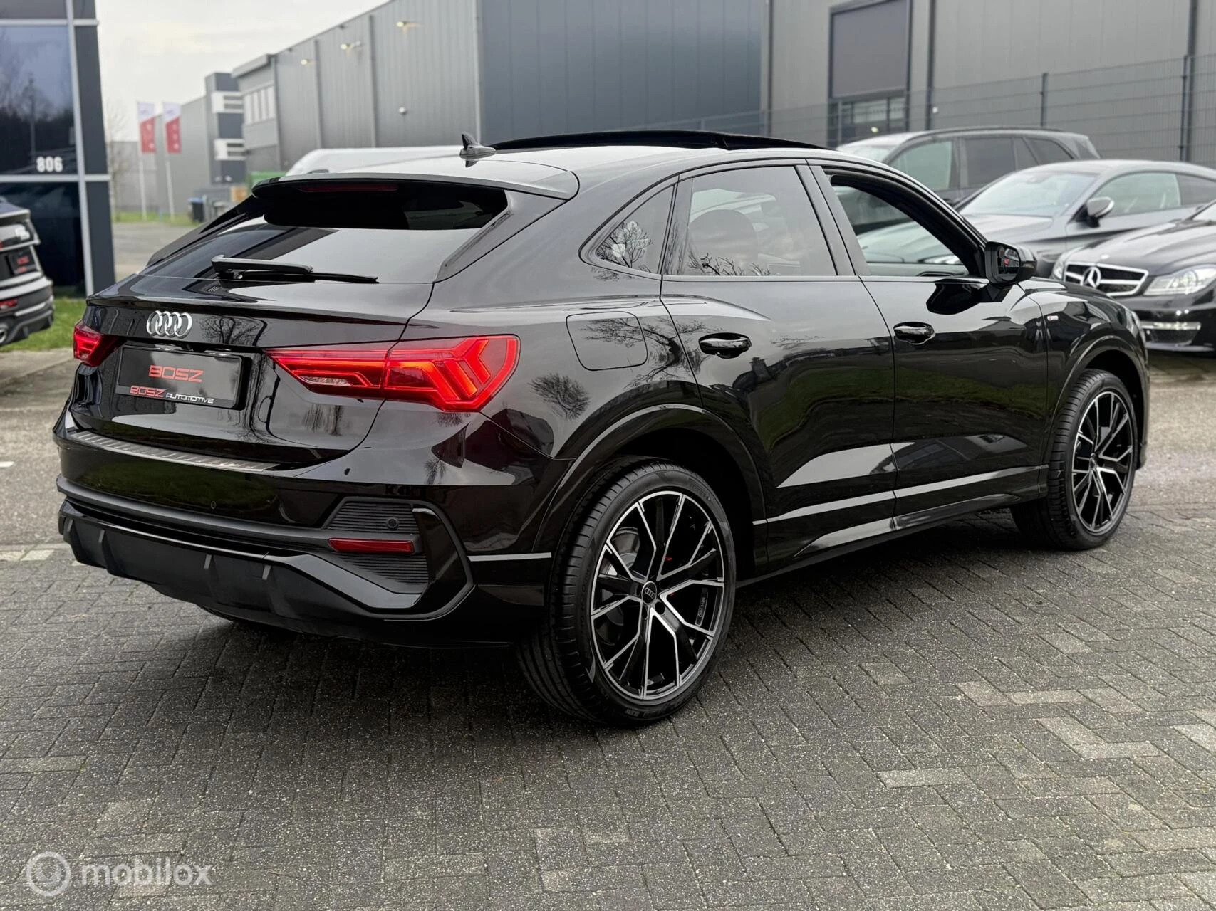 Hoofdafbeelding Audi Q3