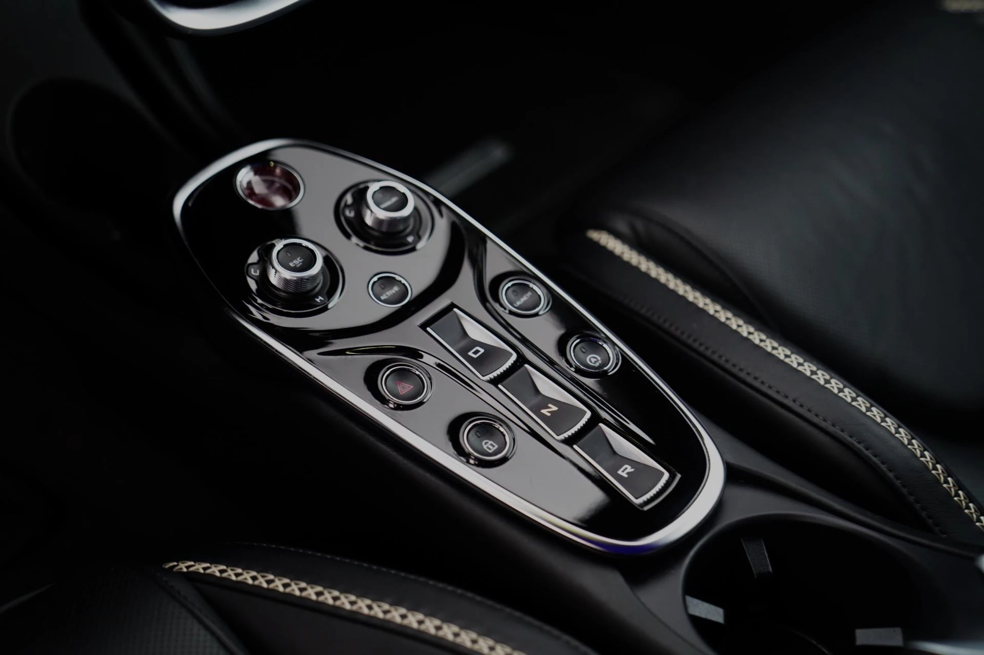 Hoofdafbeelding McLaren GT
