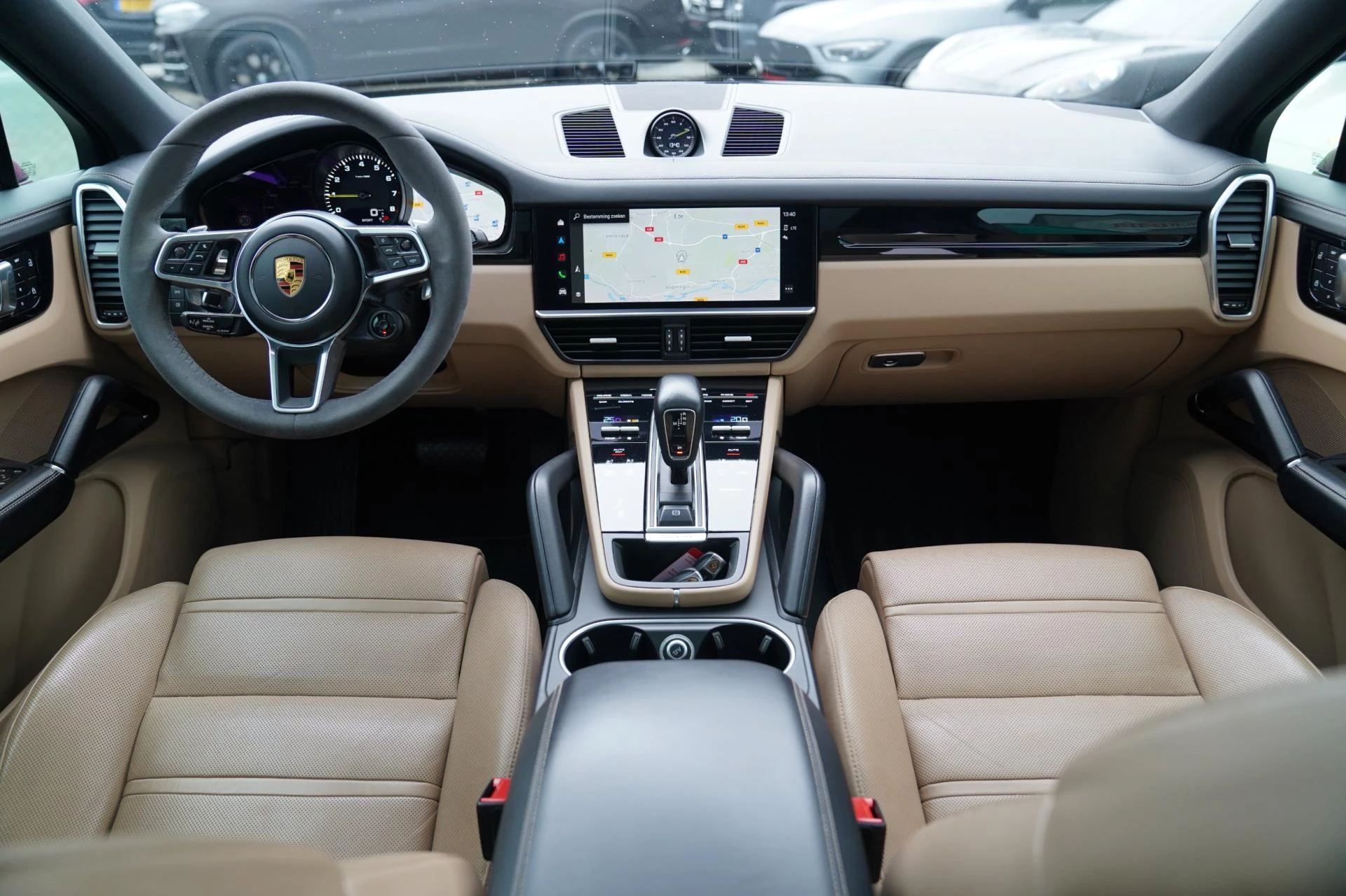 Hoofdafbeelding Porsche Cayenne