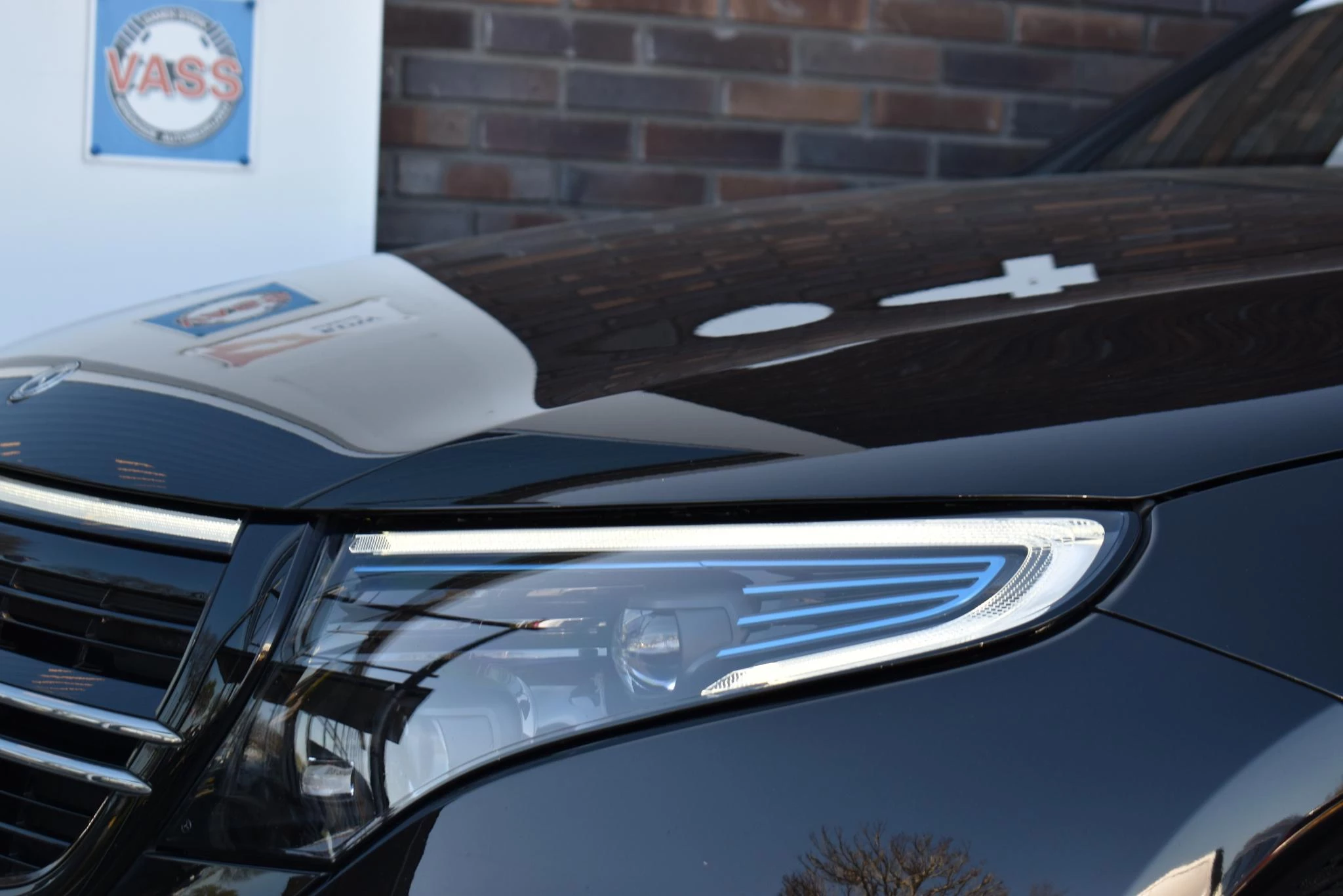 Hoofdafbeelding Mercedes-Benz EQC