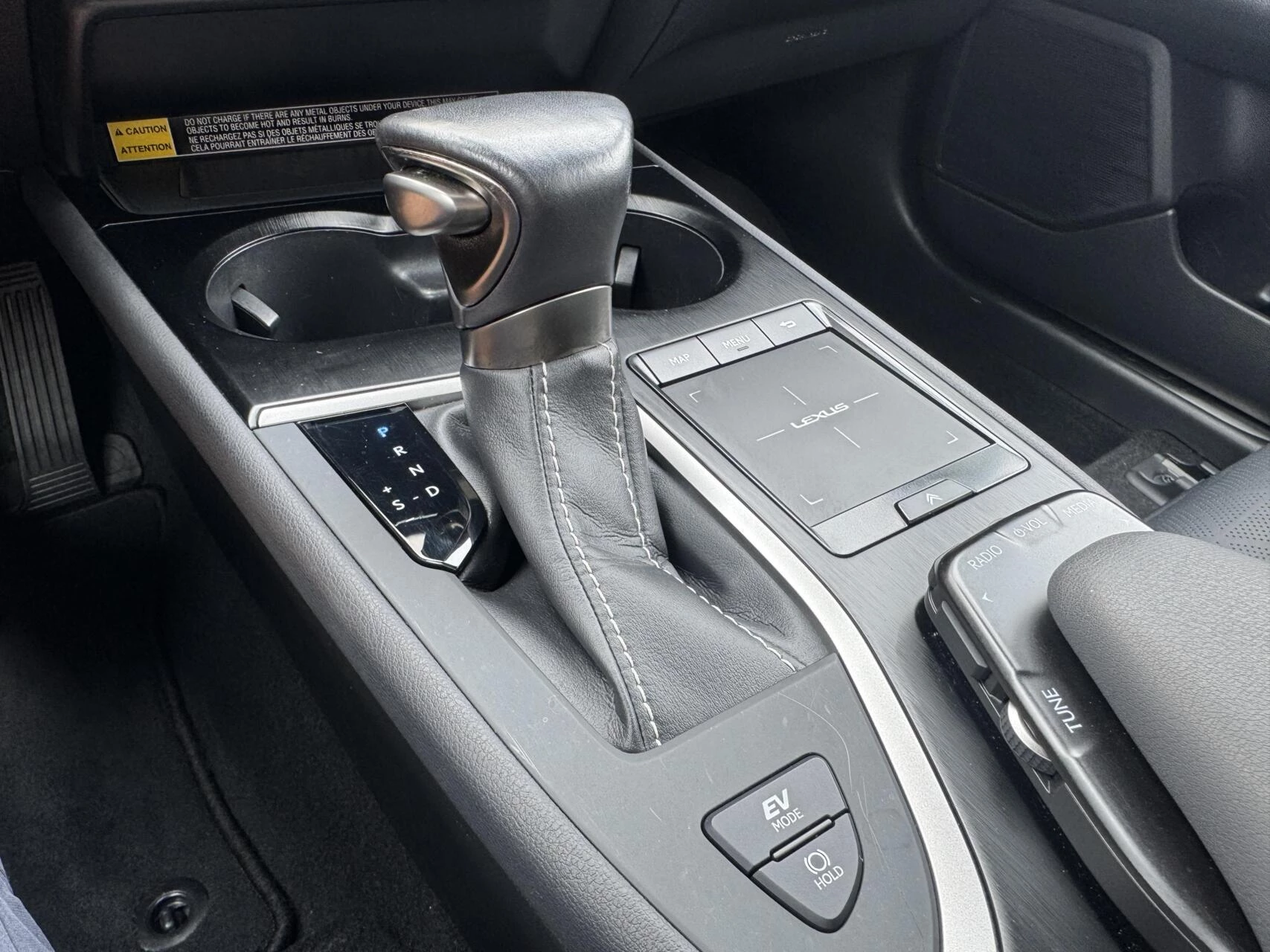 Hoofdafbeelding Lexus UX