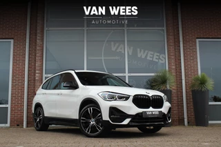 ➡️ BMW X1 xDrive25e F48 High Executive X-Line | 1e eigenaar | Dakraam | 19 inch | Trekhaak | Camera | DAB | Navi | Sportstoelen | Sportstuur | PDC | Cruise control | Climate control |