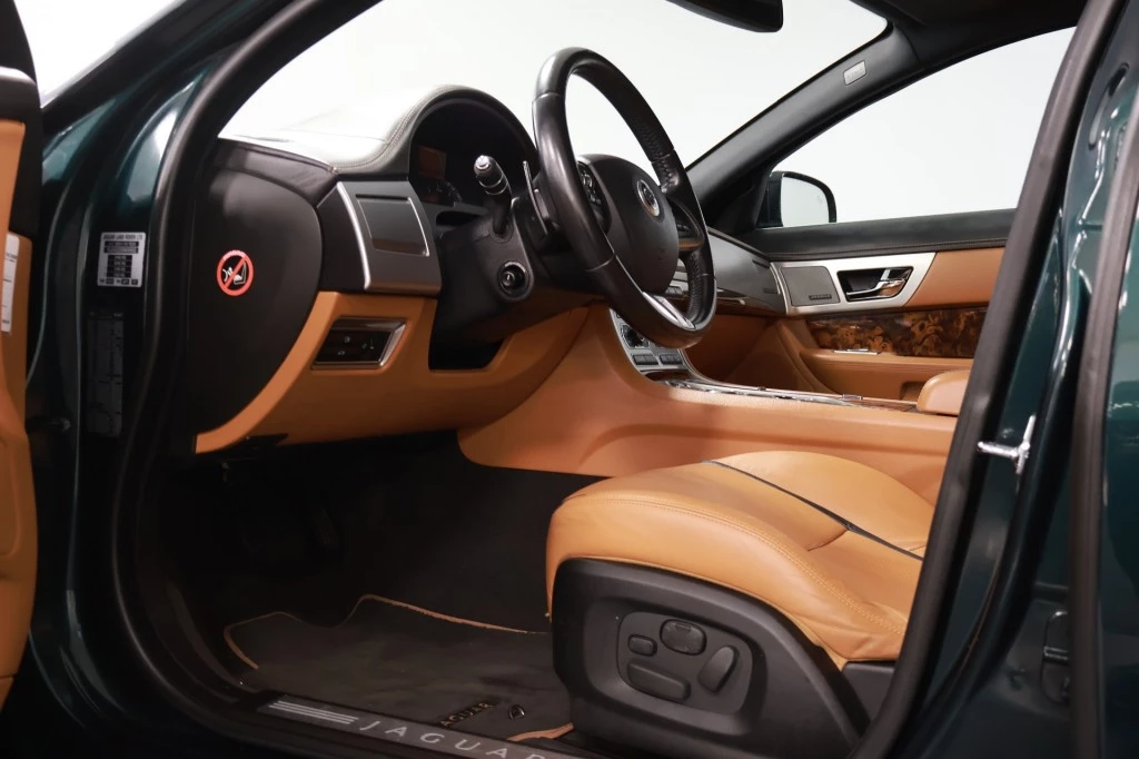 Hoofdafbeelding Jaguar XF