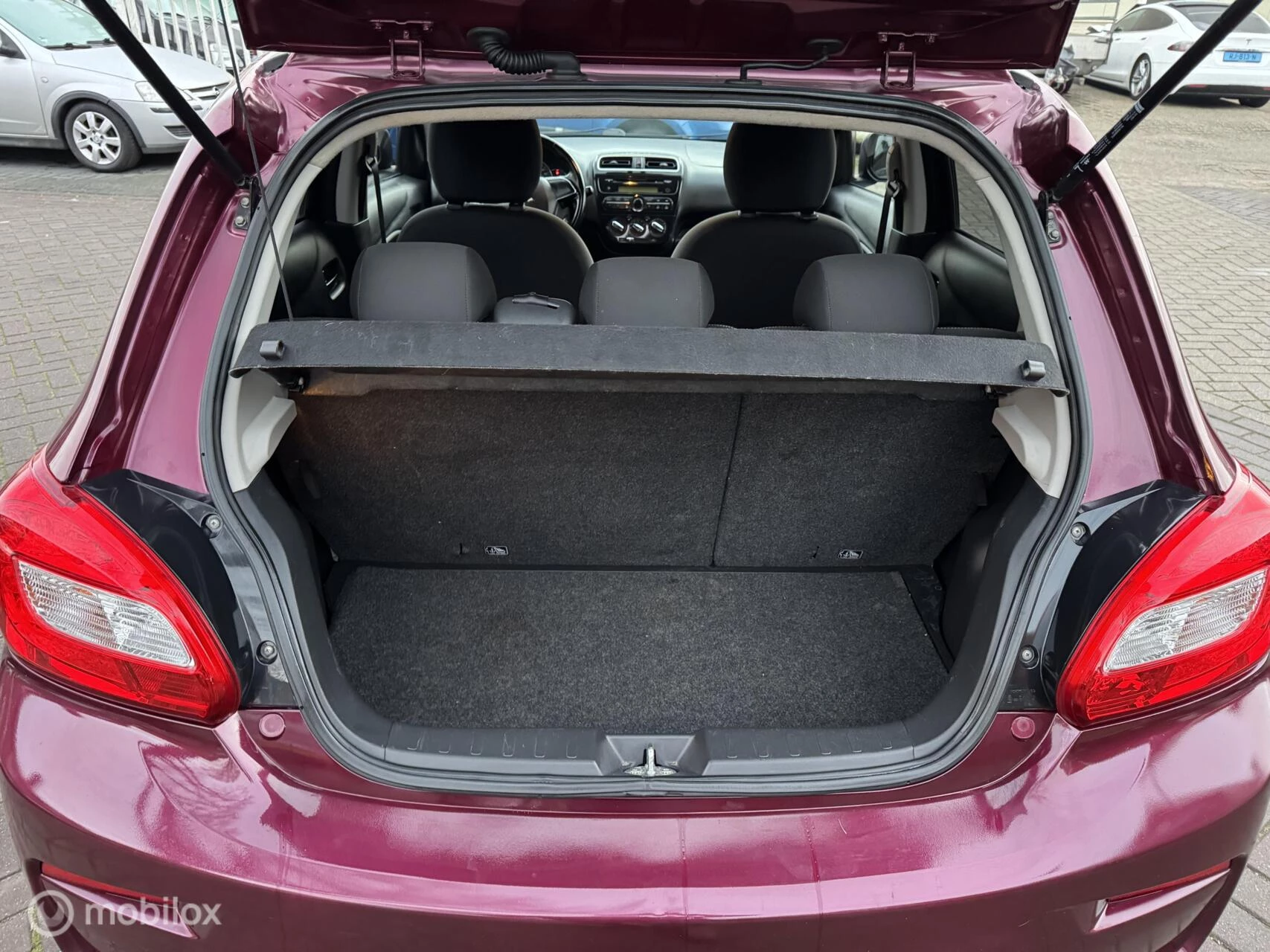 Hoofdafbeelding Mitsubishi Space Star