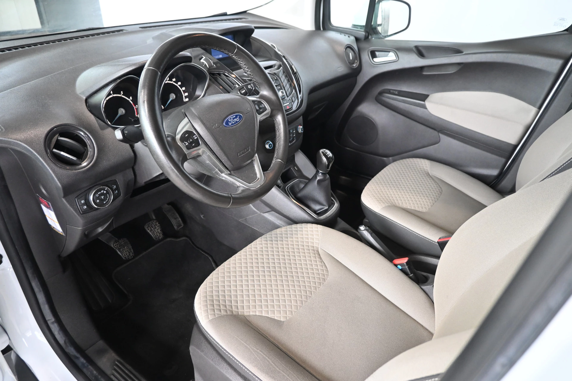 Hoofdafbeelding Ford Tourneo Courier